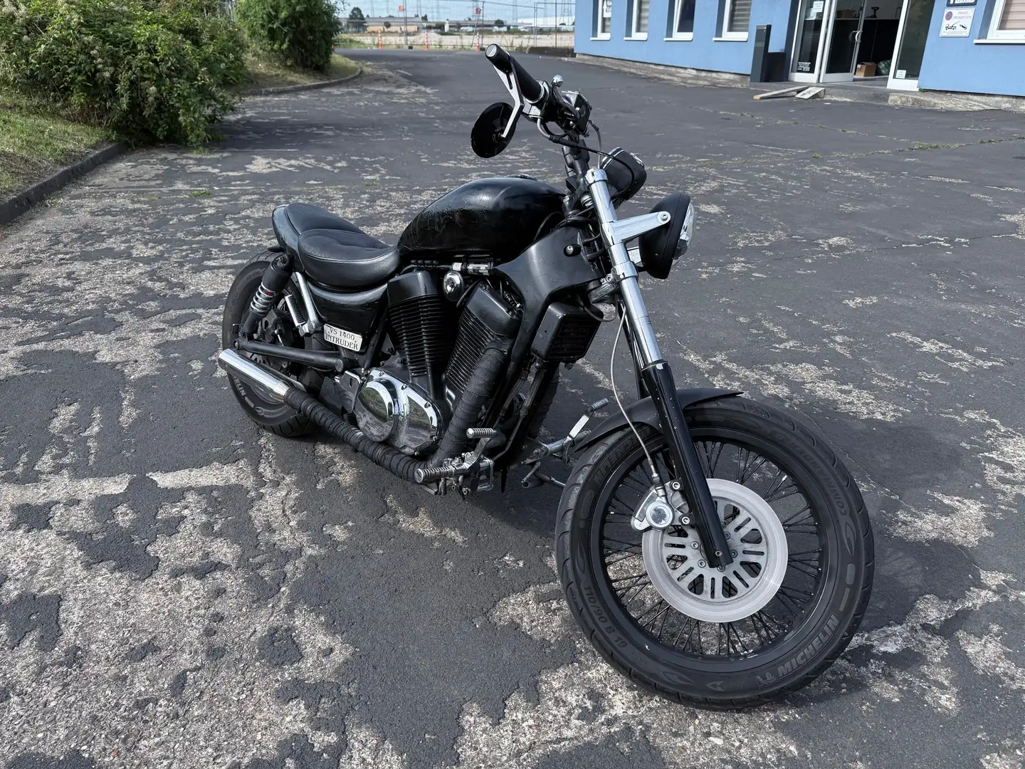 Suzuki VS 1400 Noir - 1