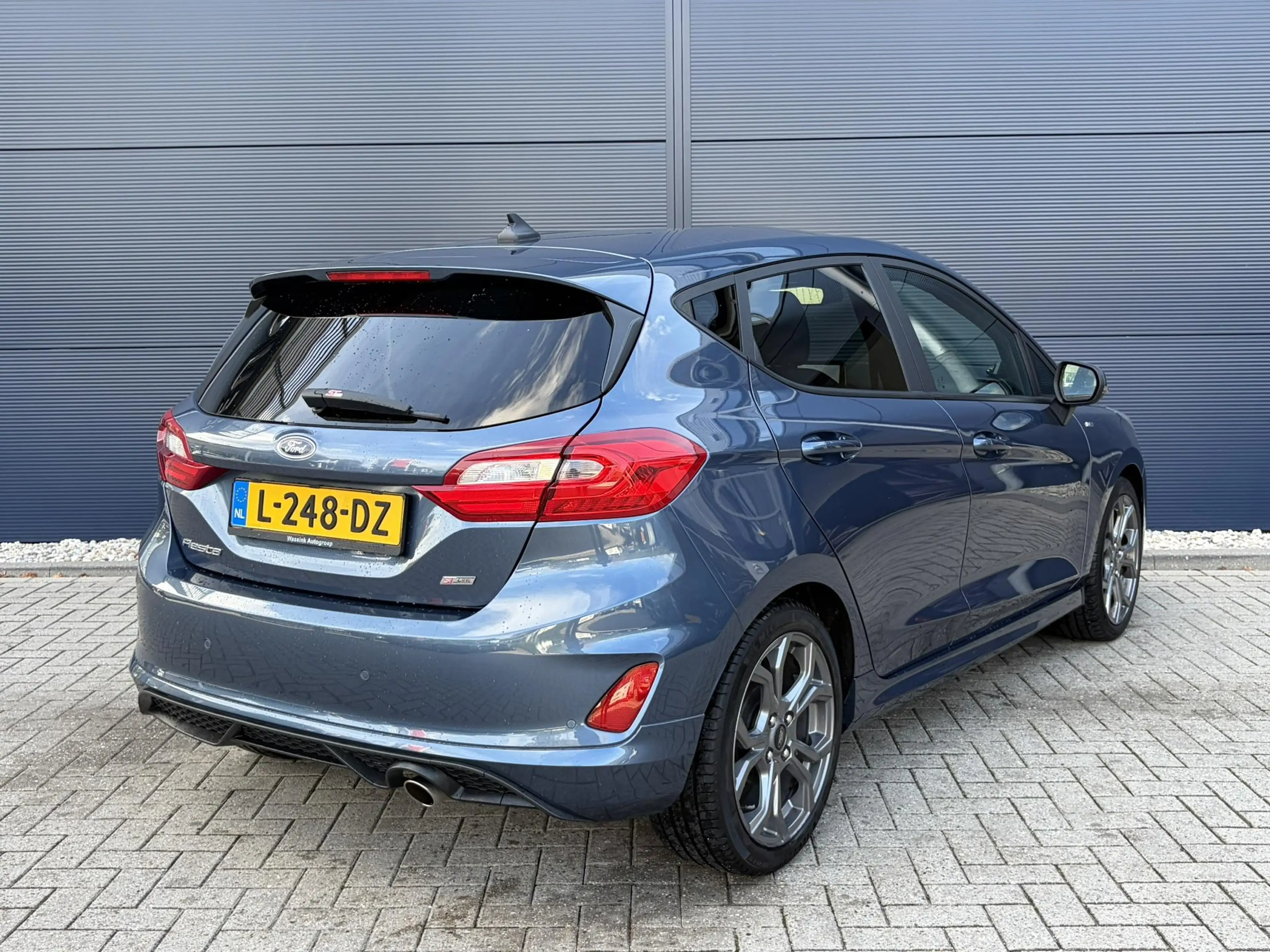 Ford Fiesta 1.0 EcoBoost ST-Line X — photo 4