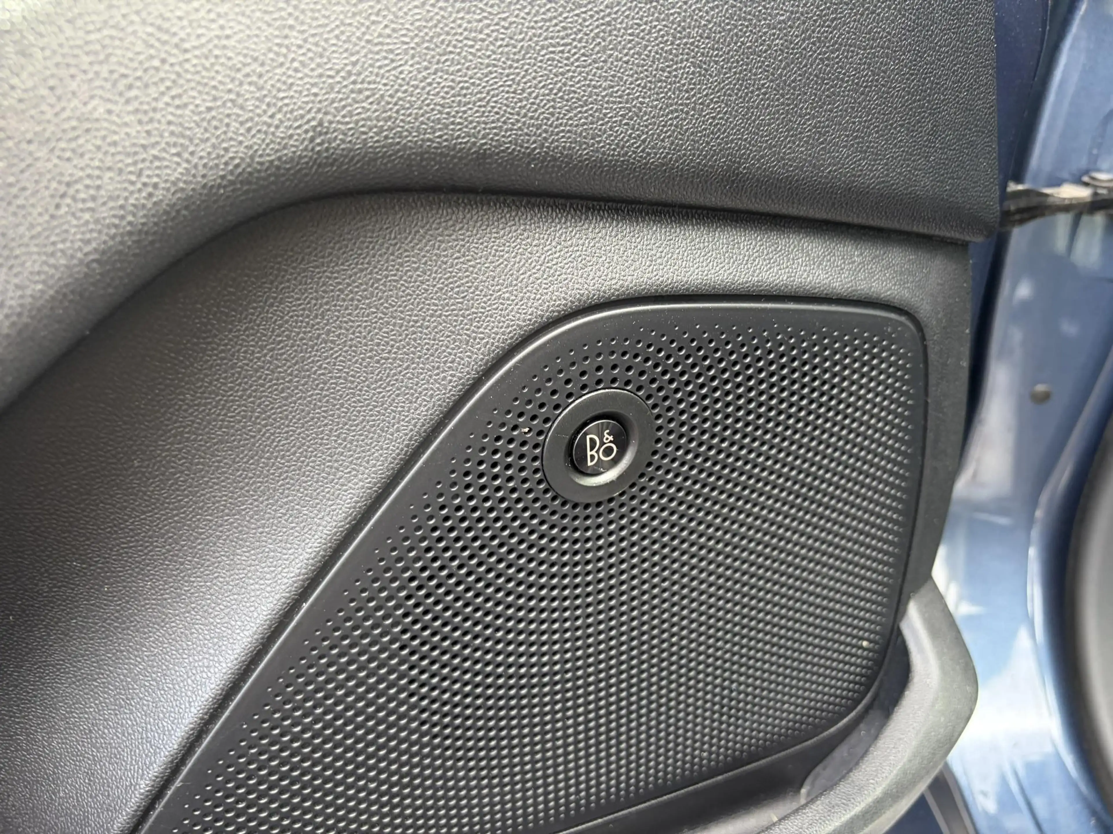 Ford Fiesta 1.0 EcoBoost ST-Line X — photo 12