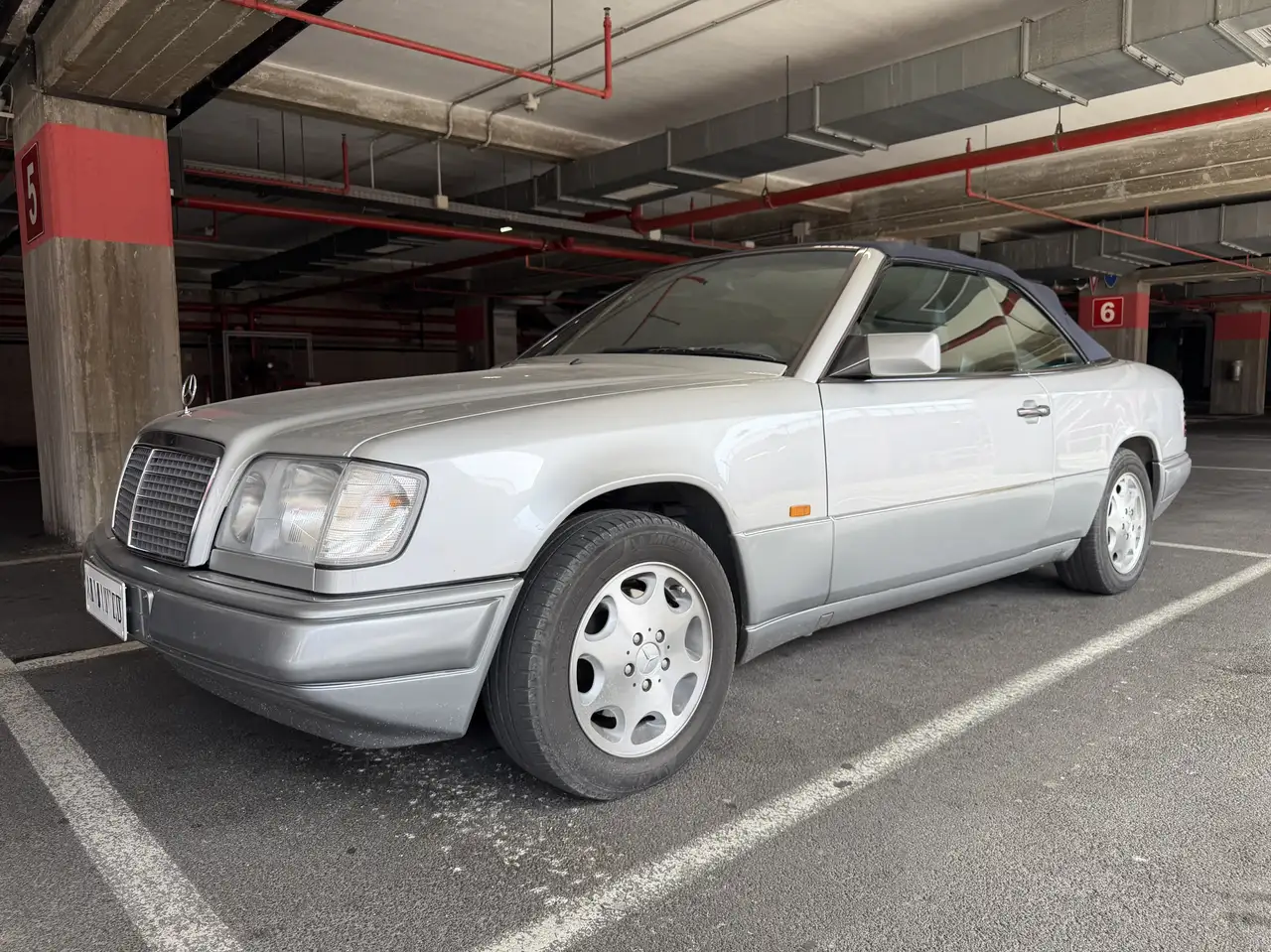 Mercedes-Benz E 200 Cabrio, foto 1