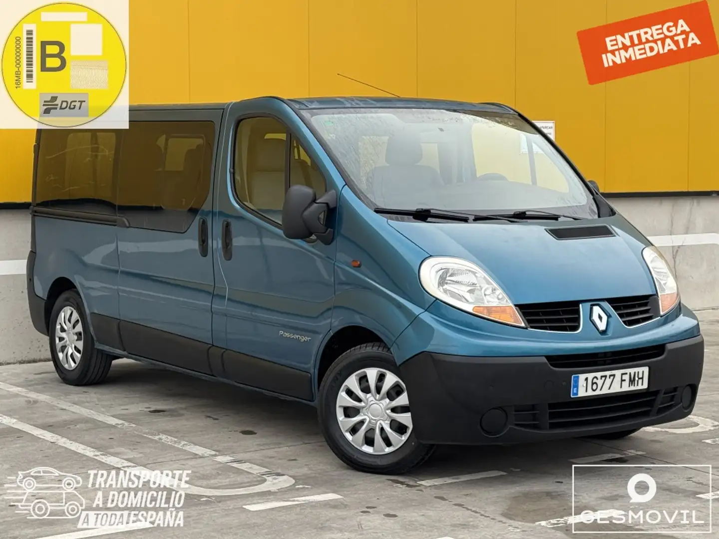 Renault Trafic 2.0dCi Passenger Privilege 115 Bleu - 2