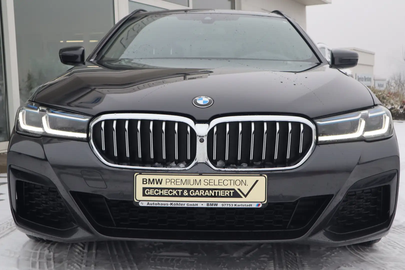 BMW 530 d Touring M Sport/Head-Up/HiFi/DAB/WLAN/AHK Grau - 2