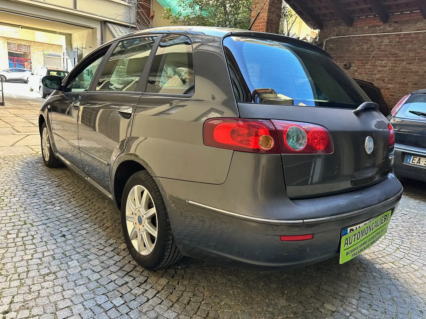 Fiat Croma 1.9 M-JET *Sensori Parcheggio* Dynamic Marrón - 2