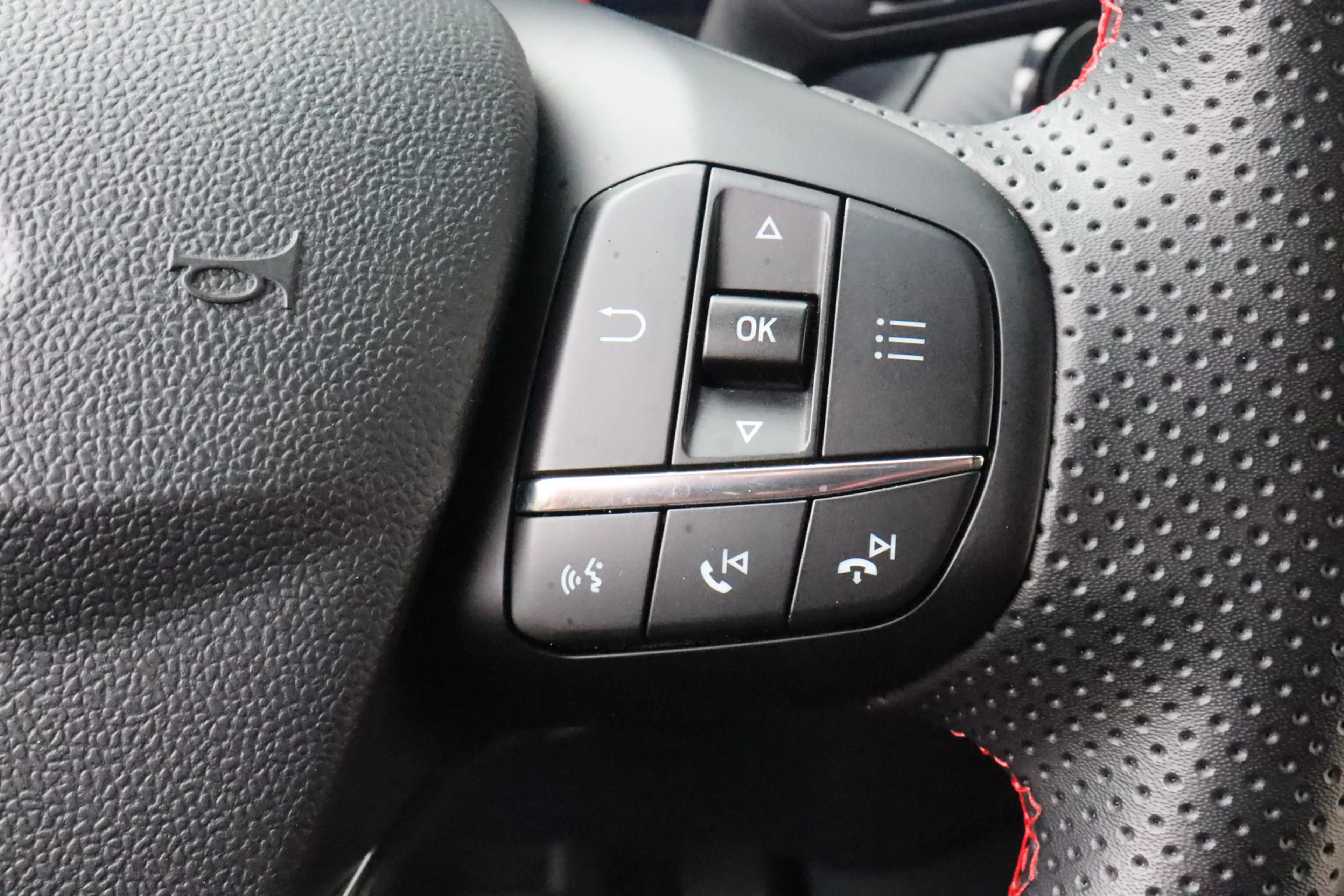 Ford Puma 1.0 EcoBoost Hybrid ST-Line X O.a: Afn. trekhaak, — photo 28