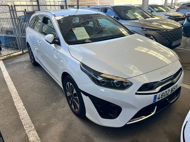 Kia Tourer 1.6 GDi PHEV 104kW (141CV) eDrive
