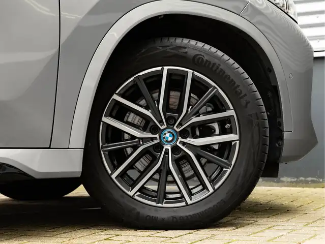 BMW X1 view 15