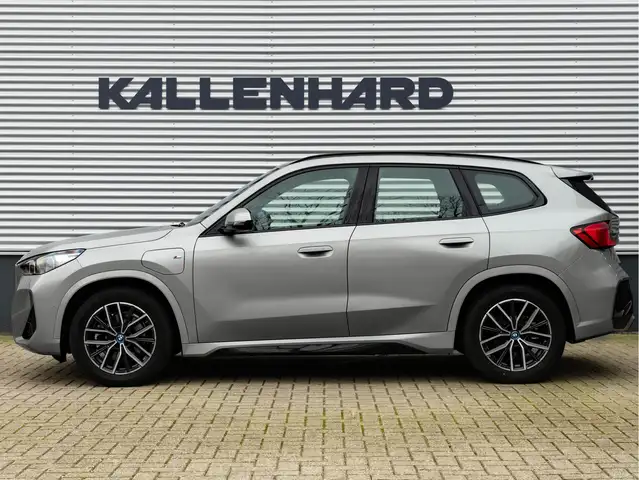 BMW X1 view 7