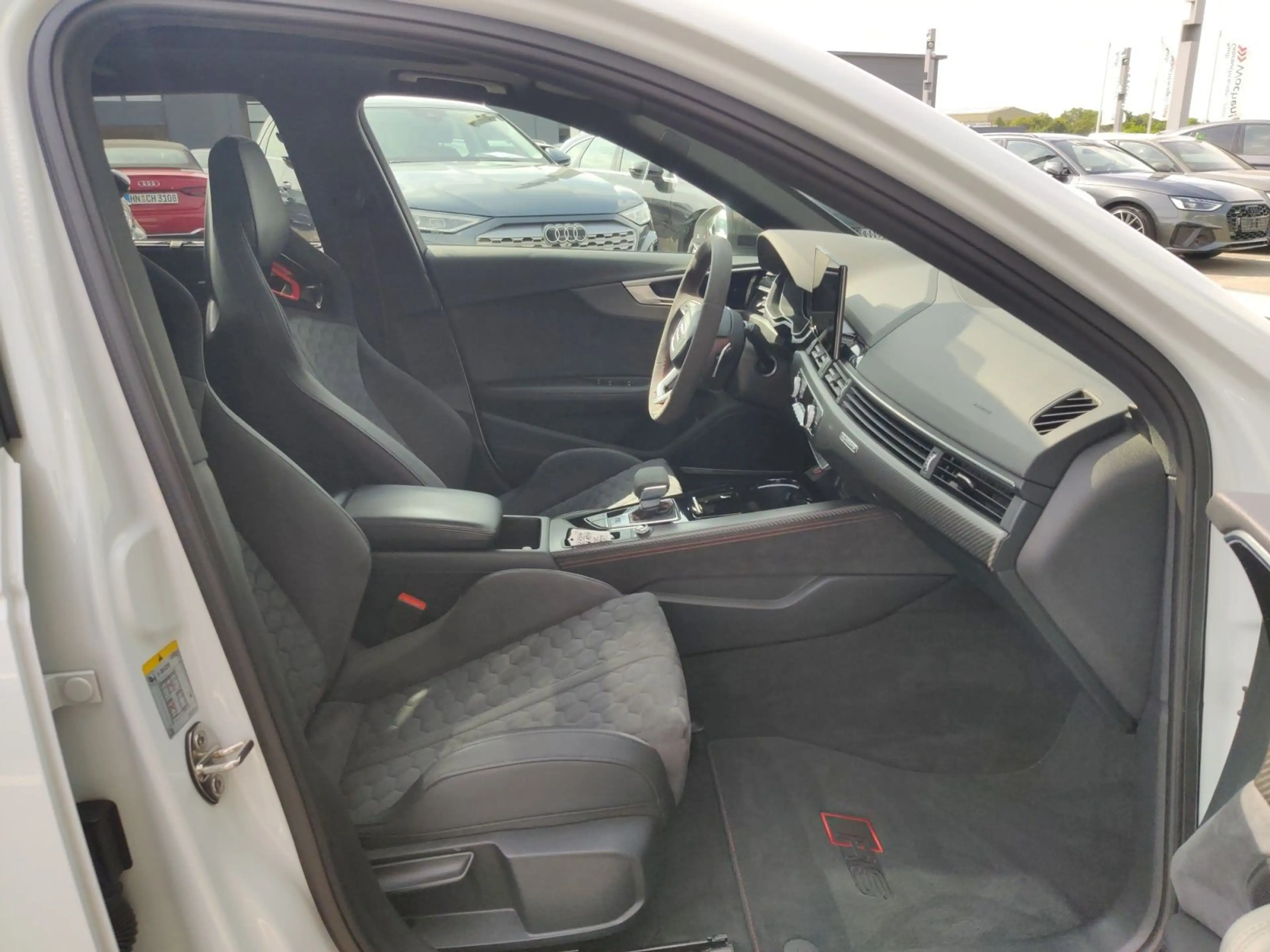 Audi RS4 2.9 TFSI q. Tiptr. competition, Matri — photo 15