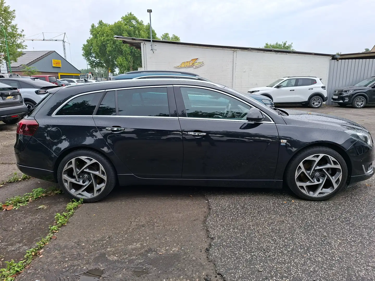 Opel Insignia Sports Tourer Diesel 2.0 CDTI ecoFLEX Edition Schwarz - 1