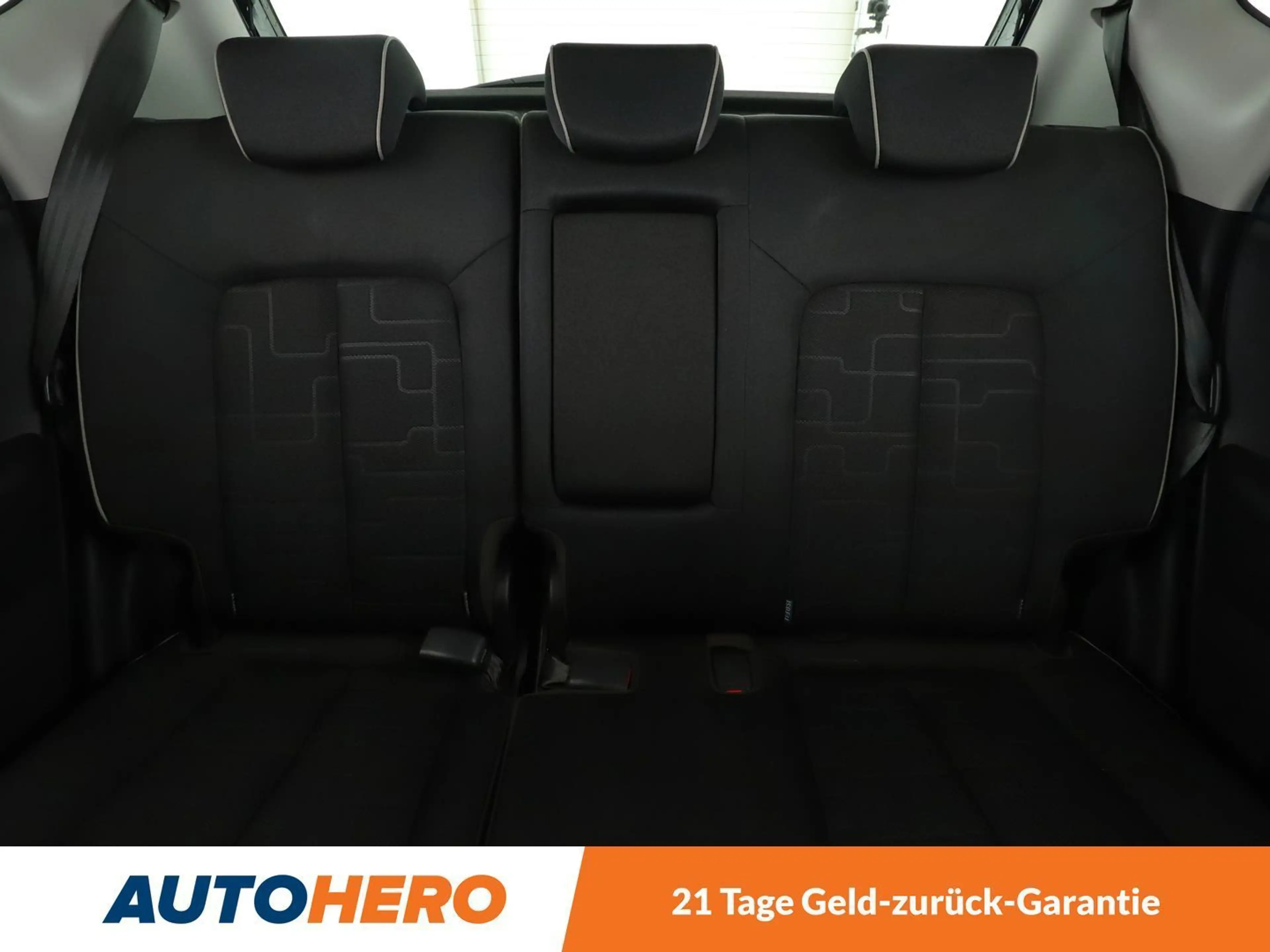 Kia Venga 1.6 FIFA World Cup Edition Aut*PDC*SHZ*ALU*KLIMA* — photo 11
