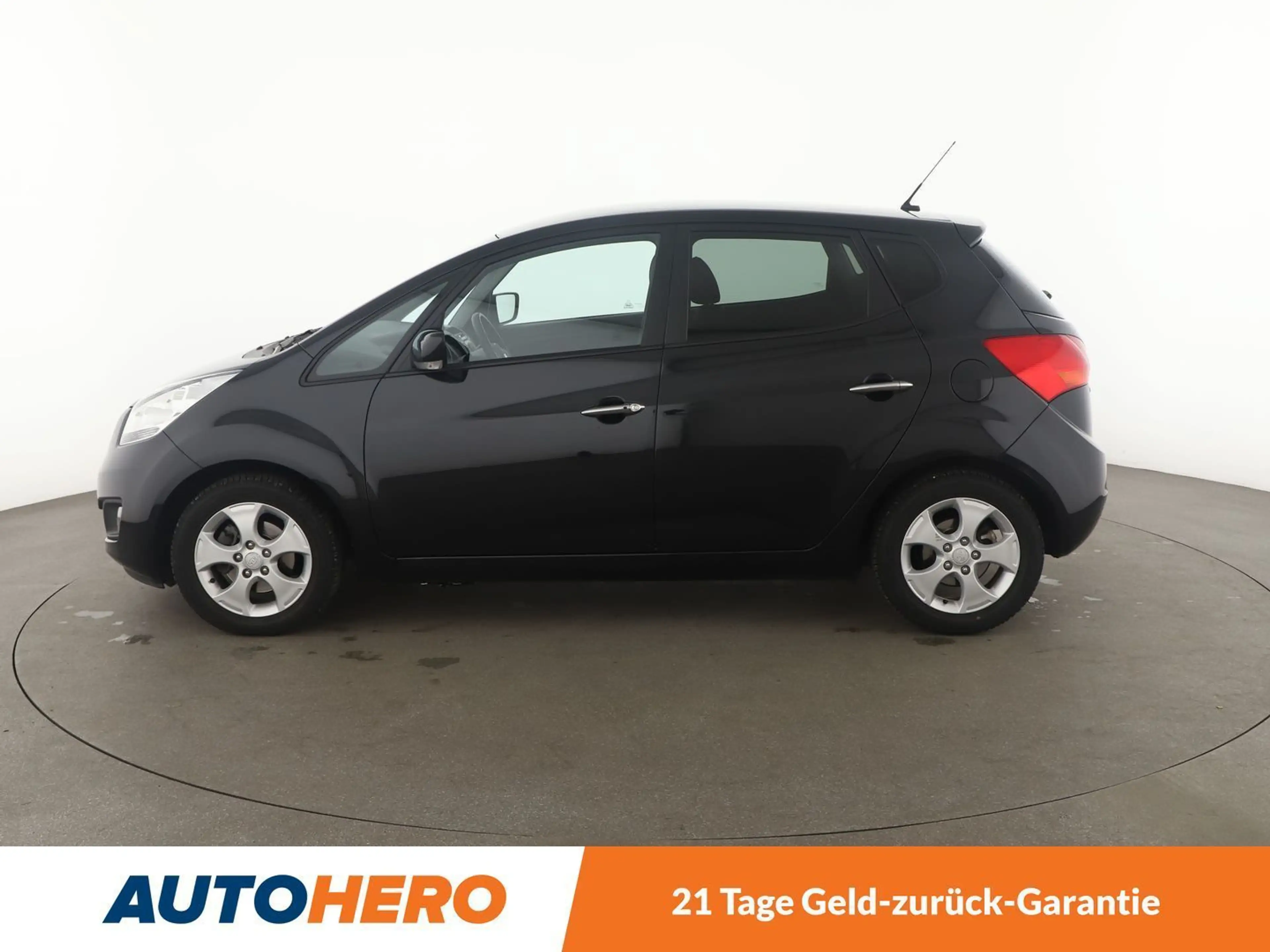 Kia Venga 1.6 FIFA World Cup Edition Aut*PDC*SHZ*ALU*KLIMA* — photo 3