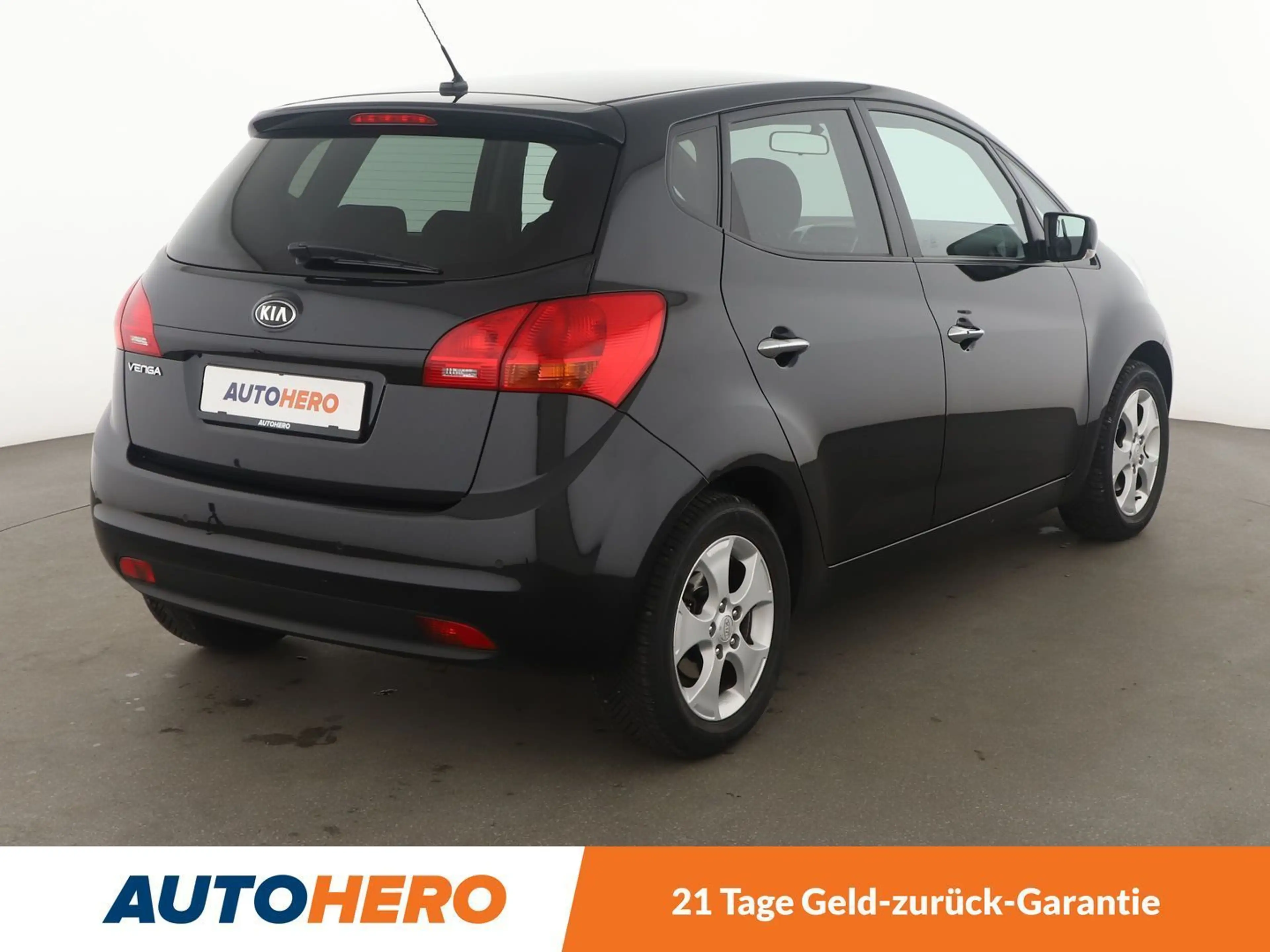 Kia Venga 1.6 FIFA World Cup Edition Aut*PDC*SHZ*ALU*KLIMA* — photo 6