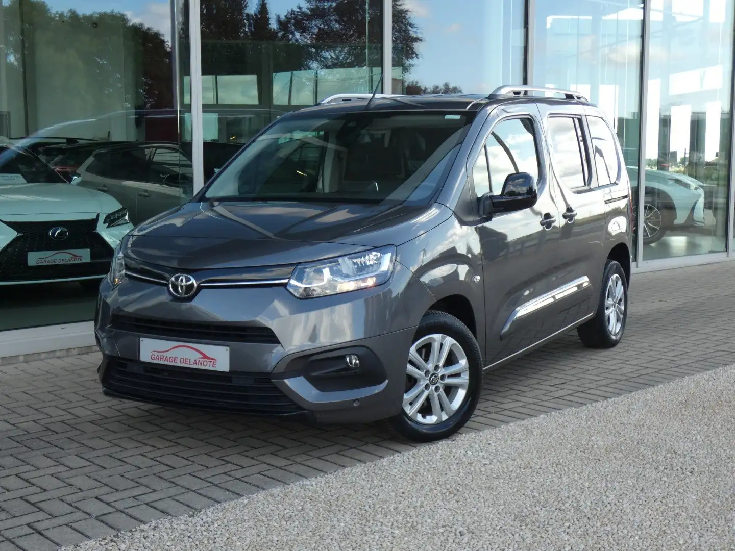 Toyota Proace City Verso 1.2i MPV +GPS +CAMERA +KEYLESS Gris - 2