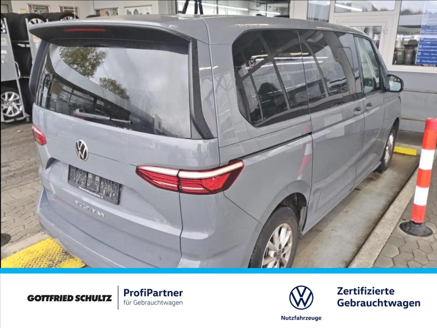 Volkswagen T7 Multivan Life 1.5 TSI DSG KÜ LED 7-Sitzer Grau - 2
