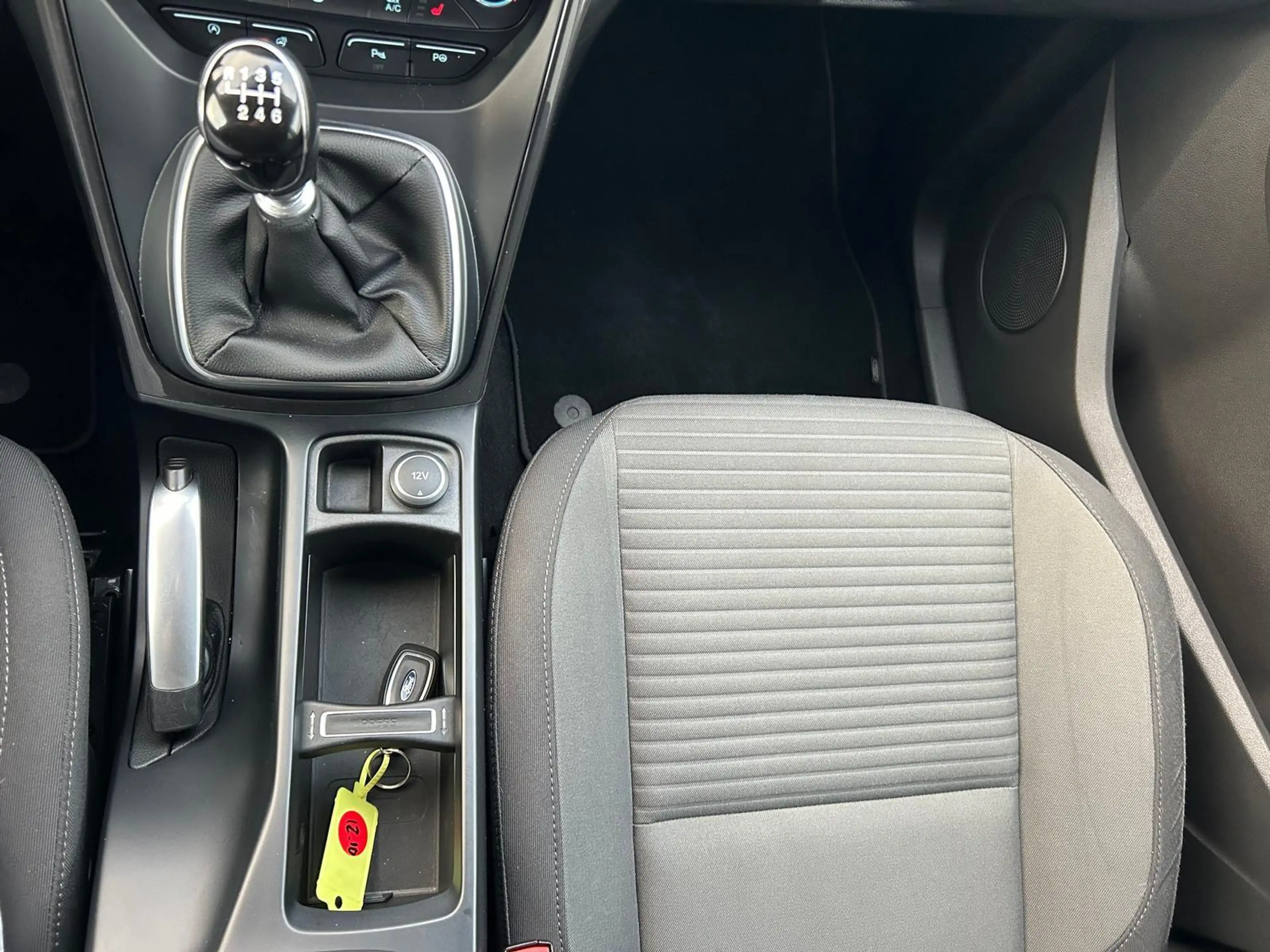 Ford C-Max 1.0 EcoBoost KAT — photo 11