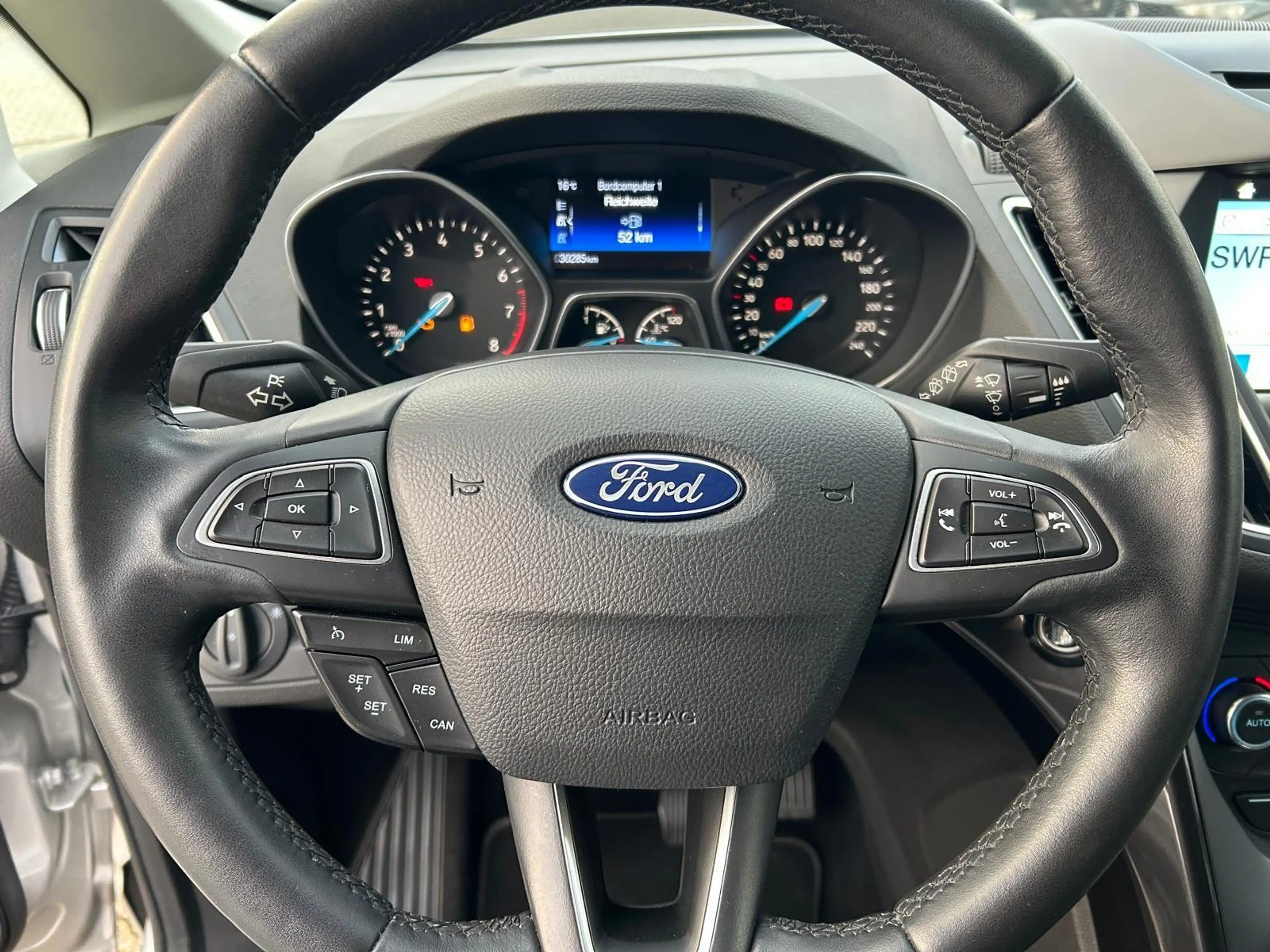 Ford C-Max 1.0 EcoBoost KAT — photo 12