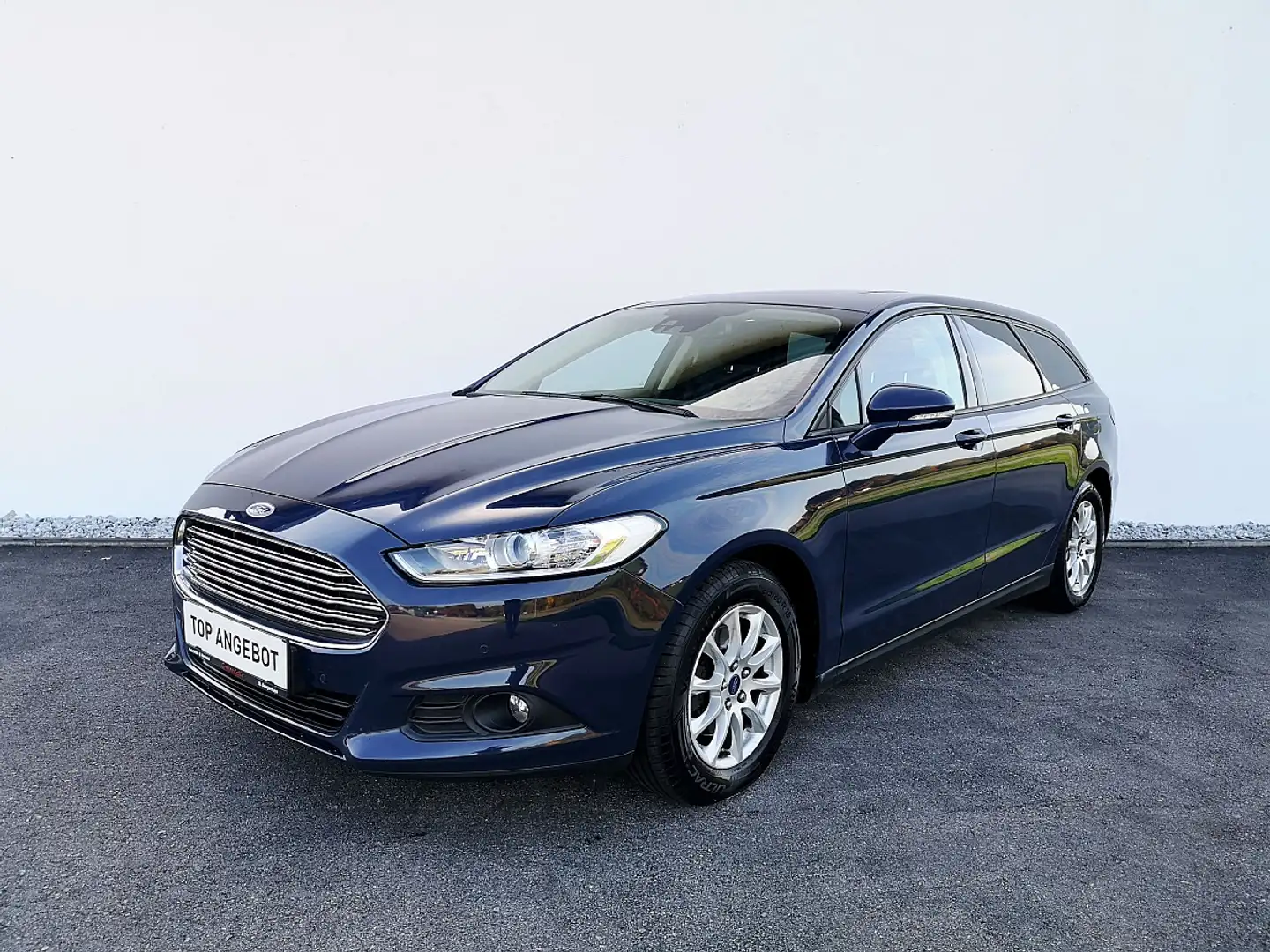 Ford Mondeo Traveller Business Plus 1,5 TDCi Blau - 1