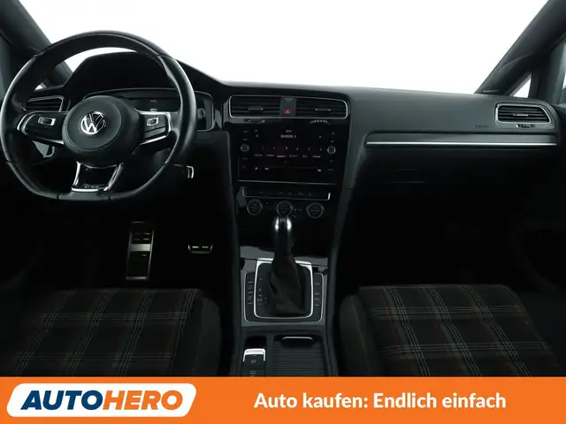 Volkswagen Golf view 12