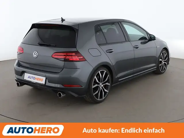 Volkswagen Golf view 6