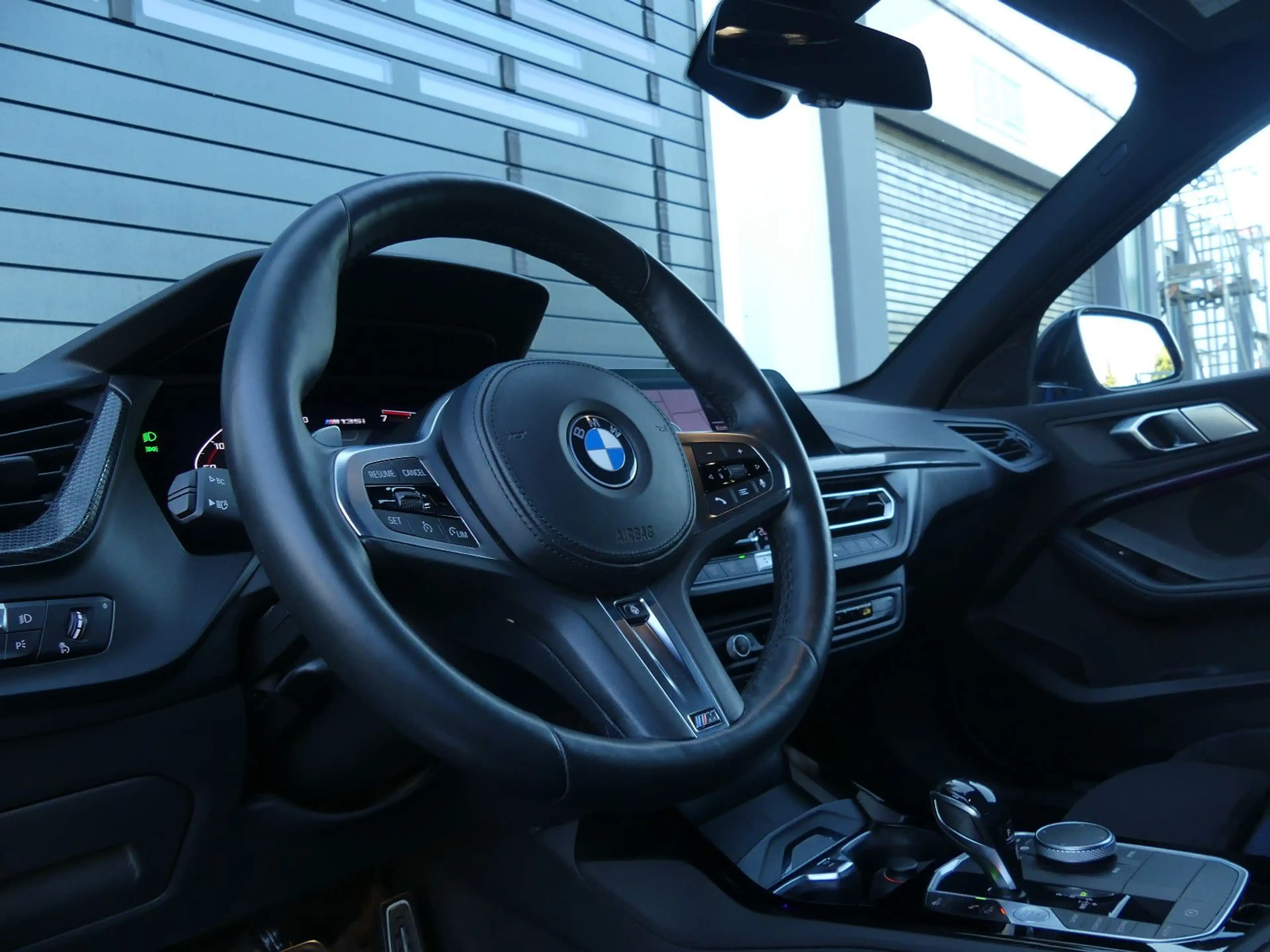 BMW 135 M135 i xDrive M Sitze/Pano/Virtual/HuD/Keyless — photo 11