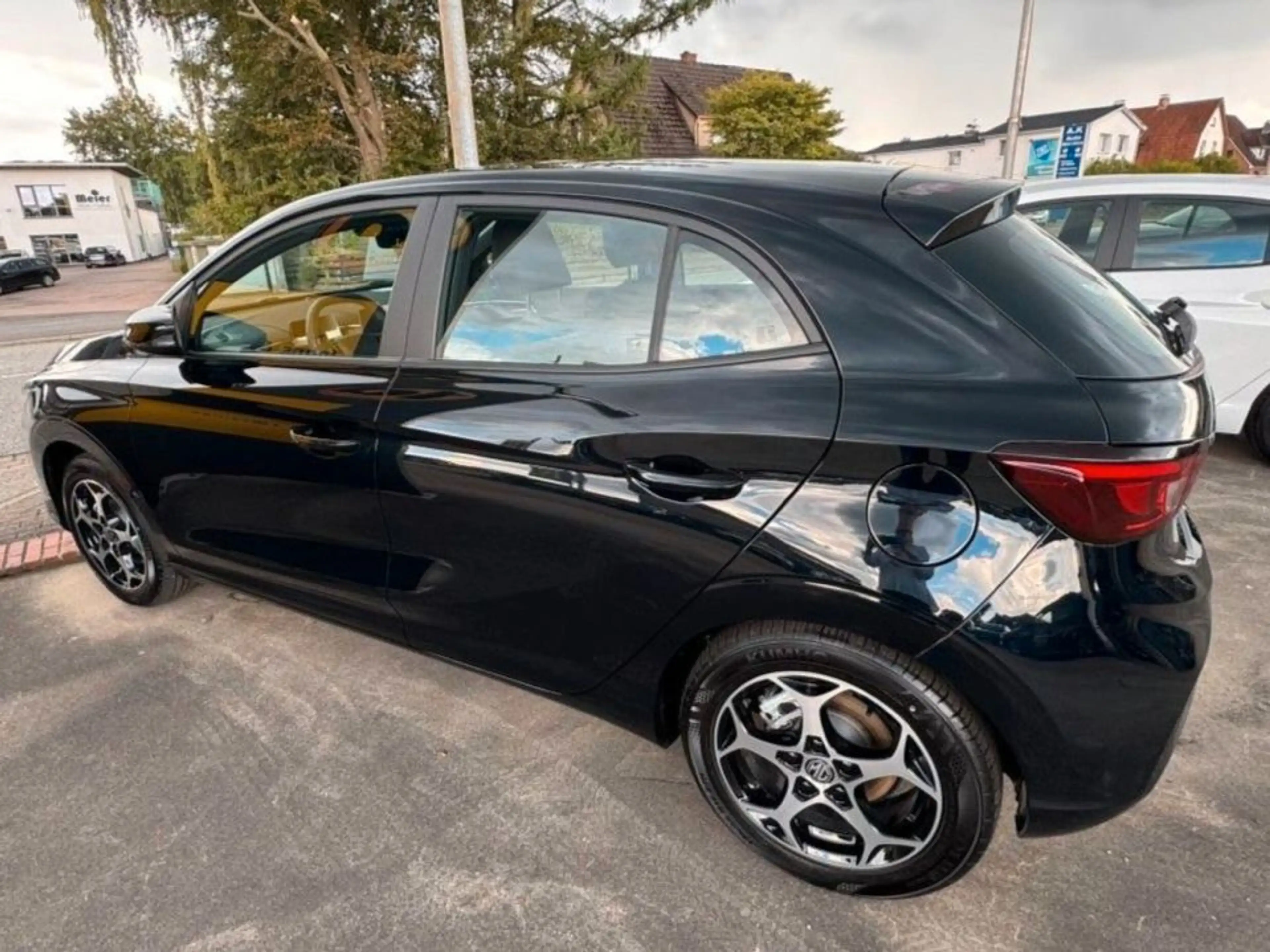MG MG3 1,5 Hybrid + Comfort Automatik/NAVI/Kamera — photo 3