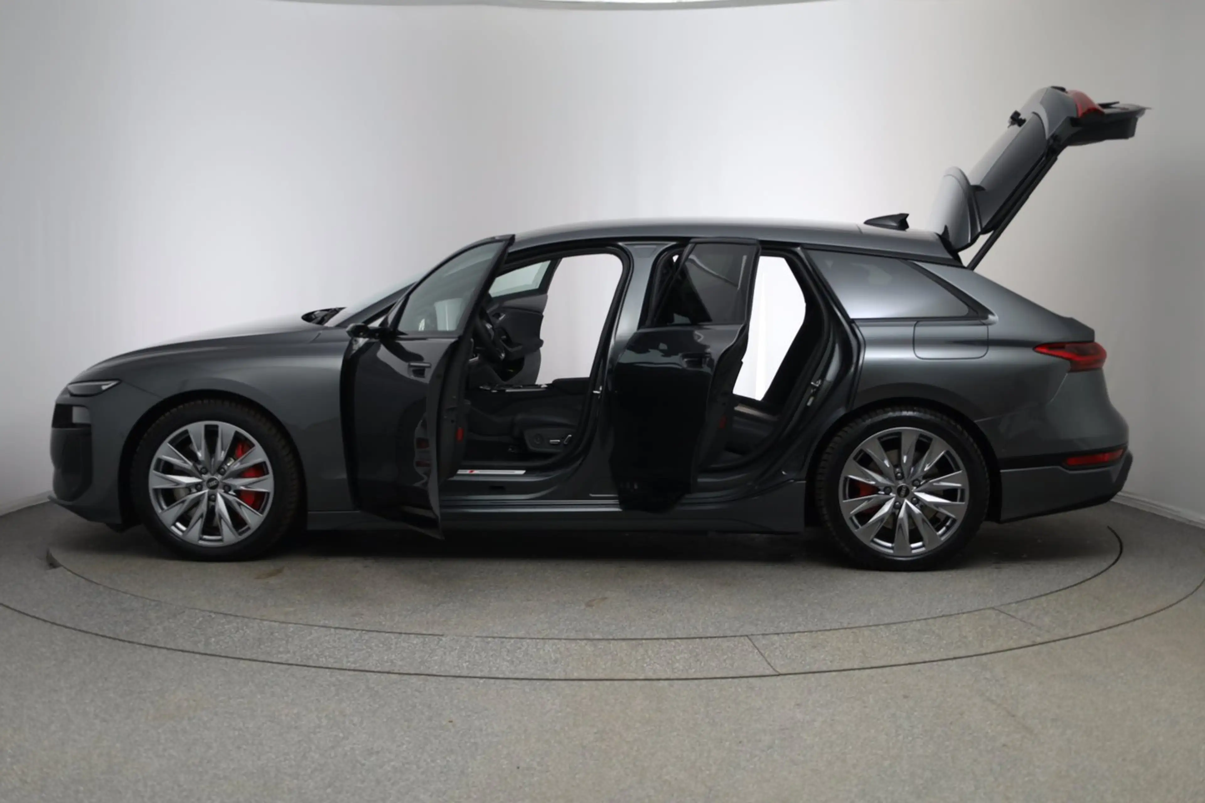 Audi S6 e-tron e-tron — photo 7