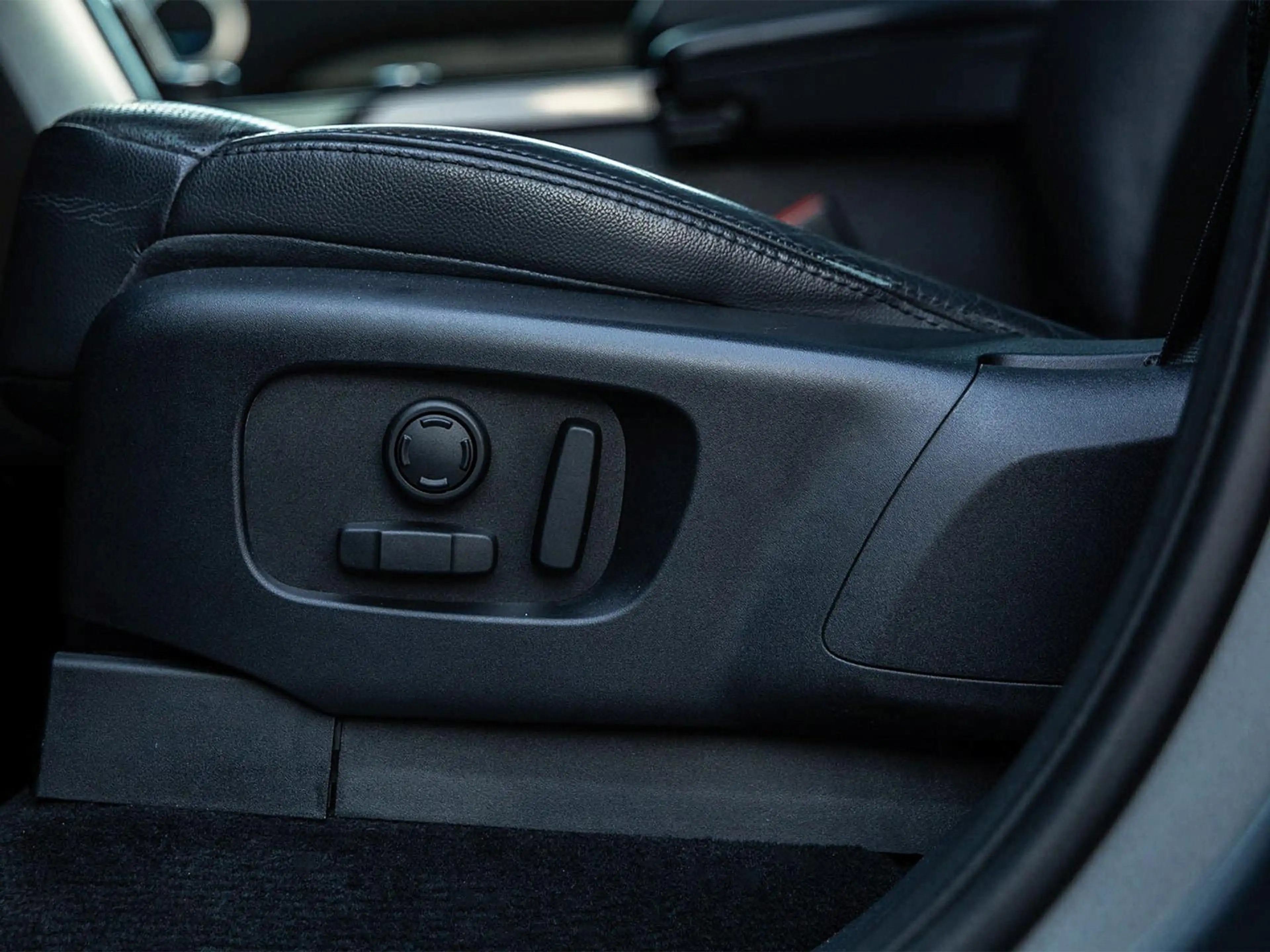 Land Rover Discovery 3.0 Td6 HSE 7p. | Panoramadak | Meridian Sound | C — photo 10
