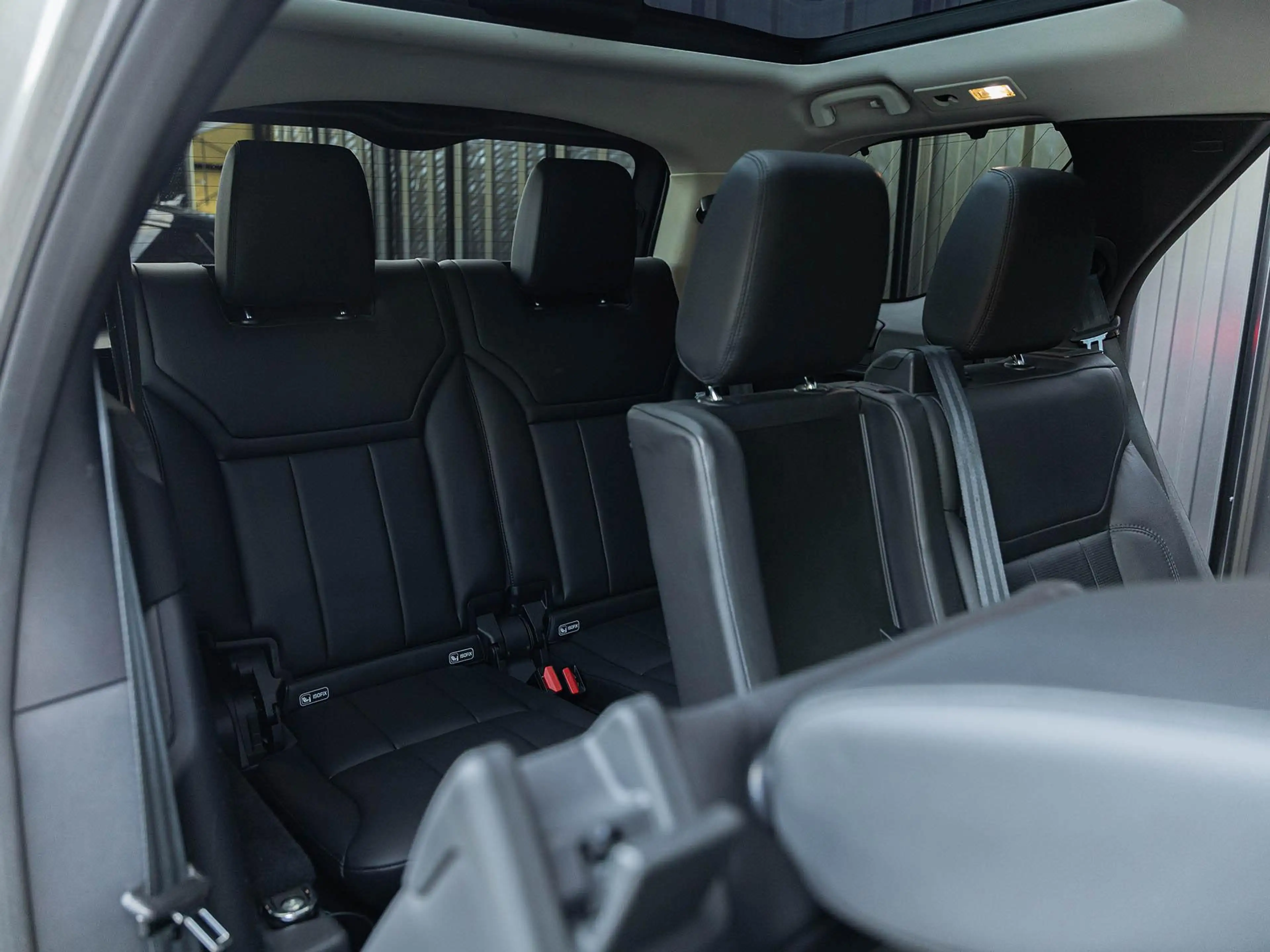 Land Rover Discovery 3.0 Td6 HSE 7p. | Panoramadak | Meridian Sound | C — photo 27