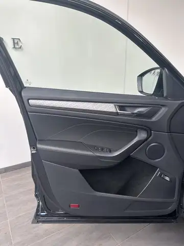 Skoda Kodiaq view 8