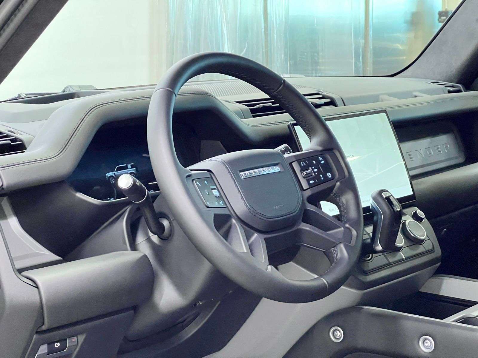 2026 Land Rover Defender 110 P400 X thumb 31