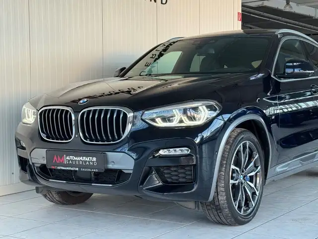 BMW X4 view 11