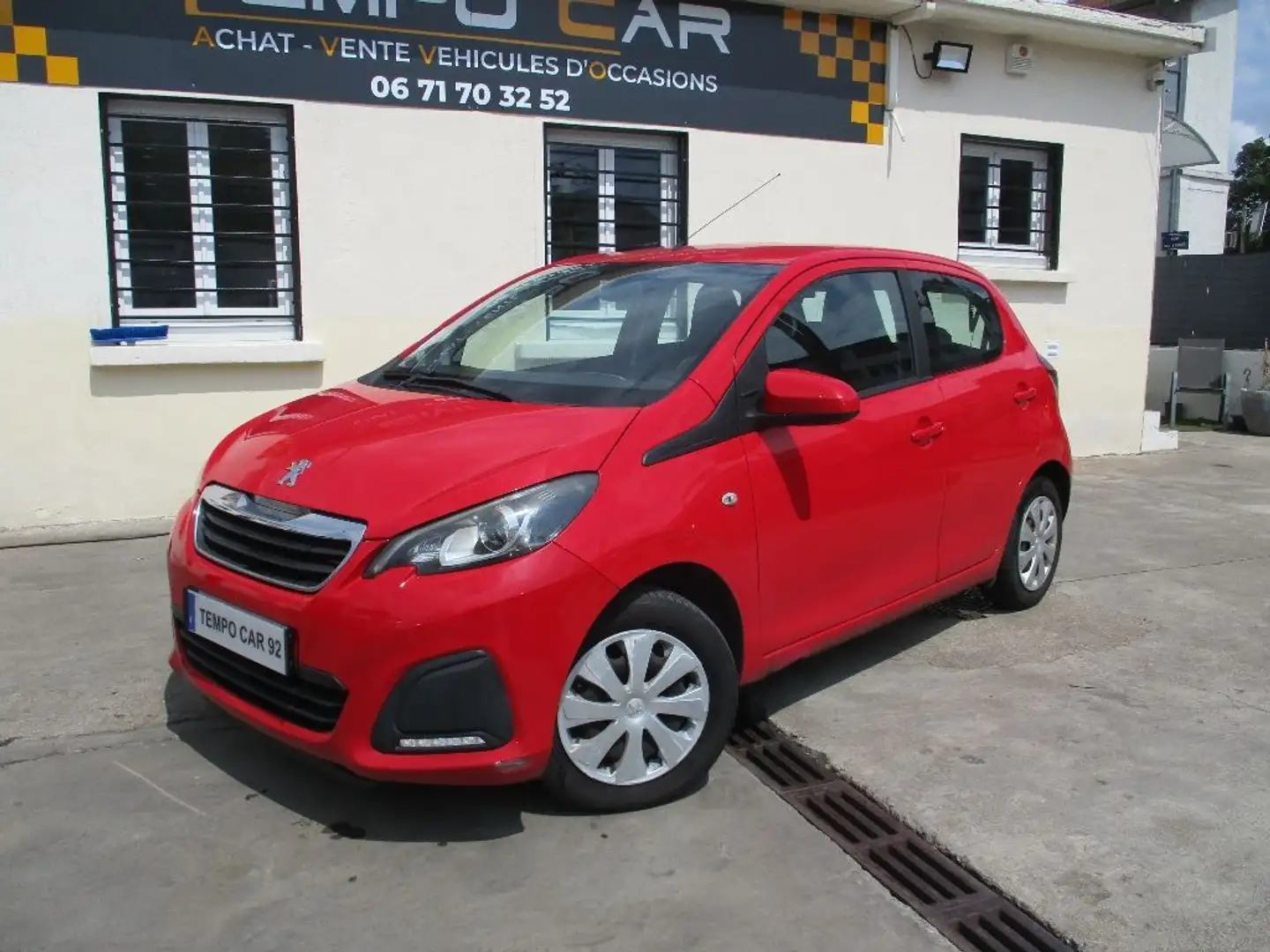 Peugeot 108 1.0 VTi 68ch BVM5 Envy Roşu - 1