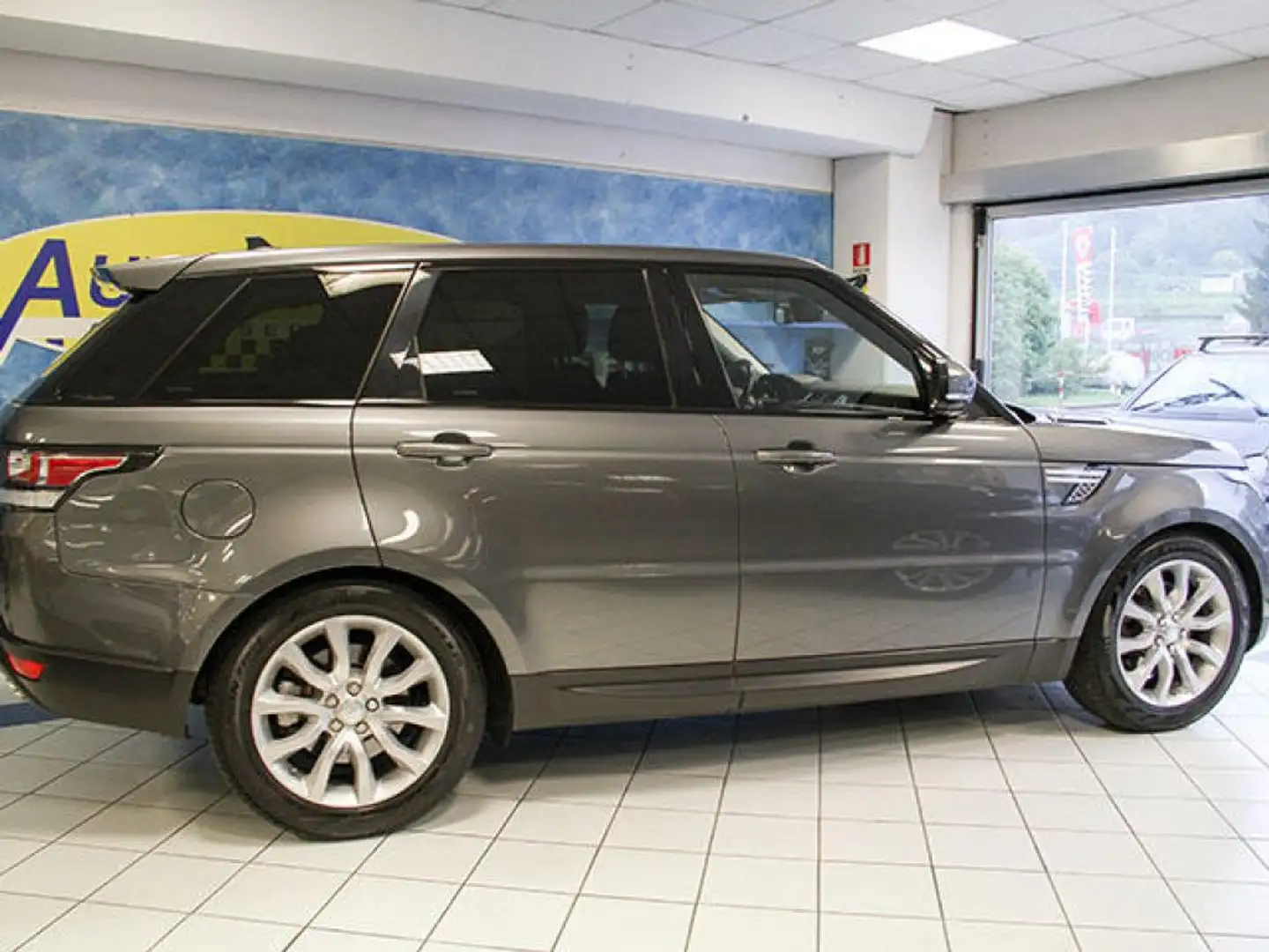Land Rover Range Rover Sport 3.0 TDV6 HSE DYNAMIC IVA ESPOSTA Grigio - 2