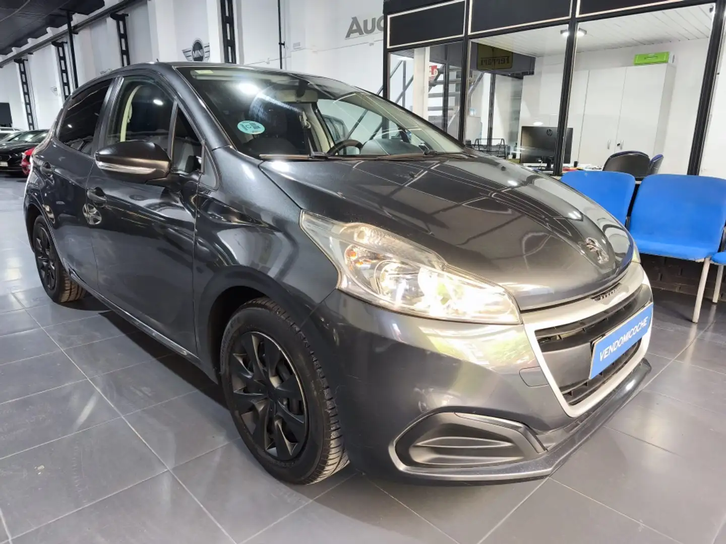 Peugeot 208 1.2 PureTech Access 82 Gris - 2