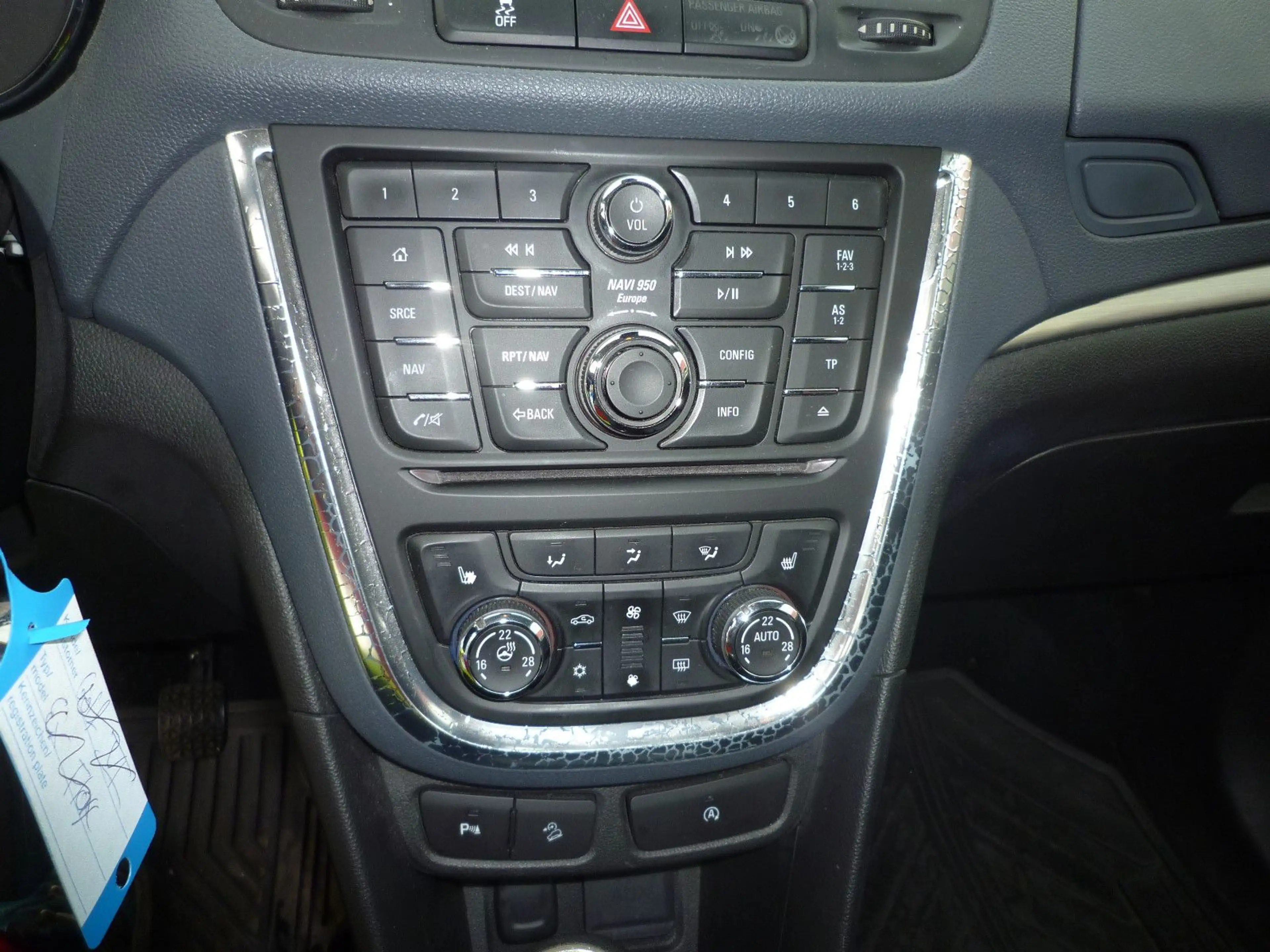 Opel Mokka Innovation ecoFlex 4x4 — photo 9