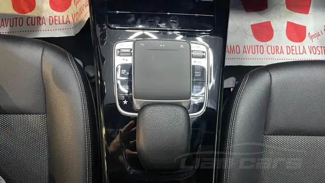 Mercedes-Benz CLA view 16