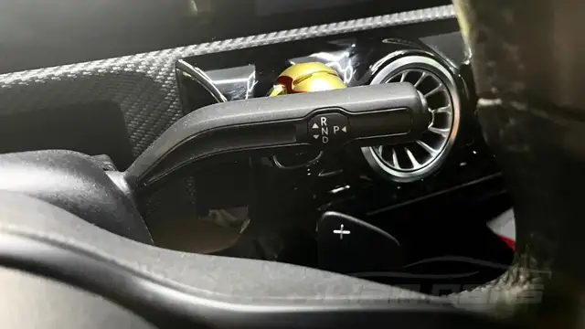 Mercedes-Benz CLA view 18