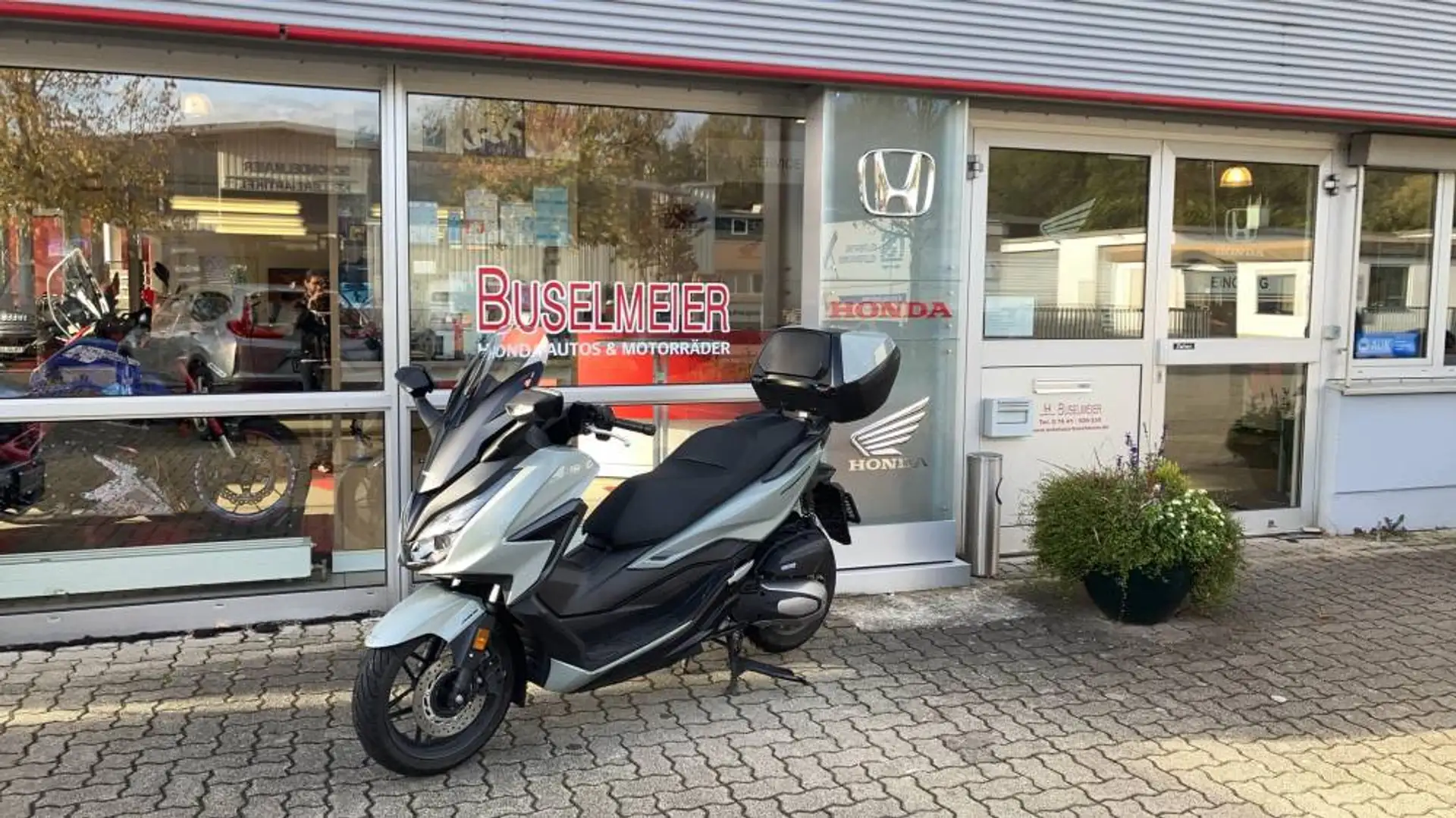 Honda Forza 125 ABS Topcase - 1