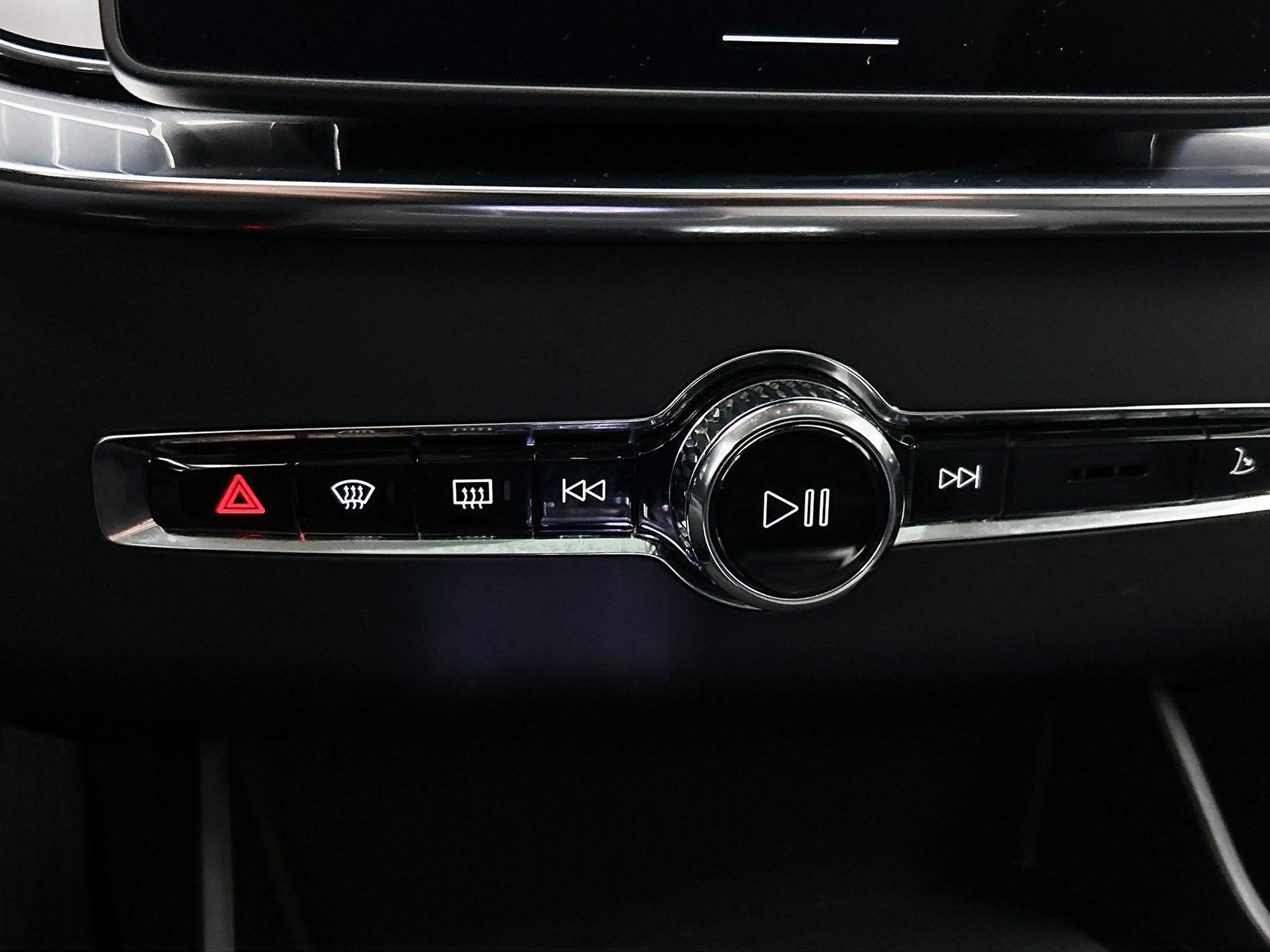 Volvo XC90 2.0 T8 Plug-in hybrid AWD Ultra Dark | Luchtvering — photo 12