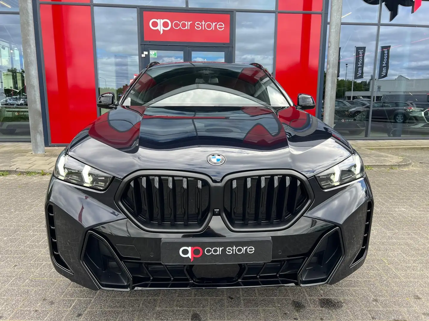 BMW X6 XDrive40i M pakkket/Panorama Full spec - 2