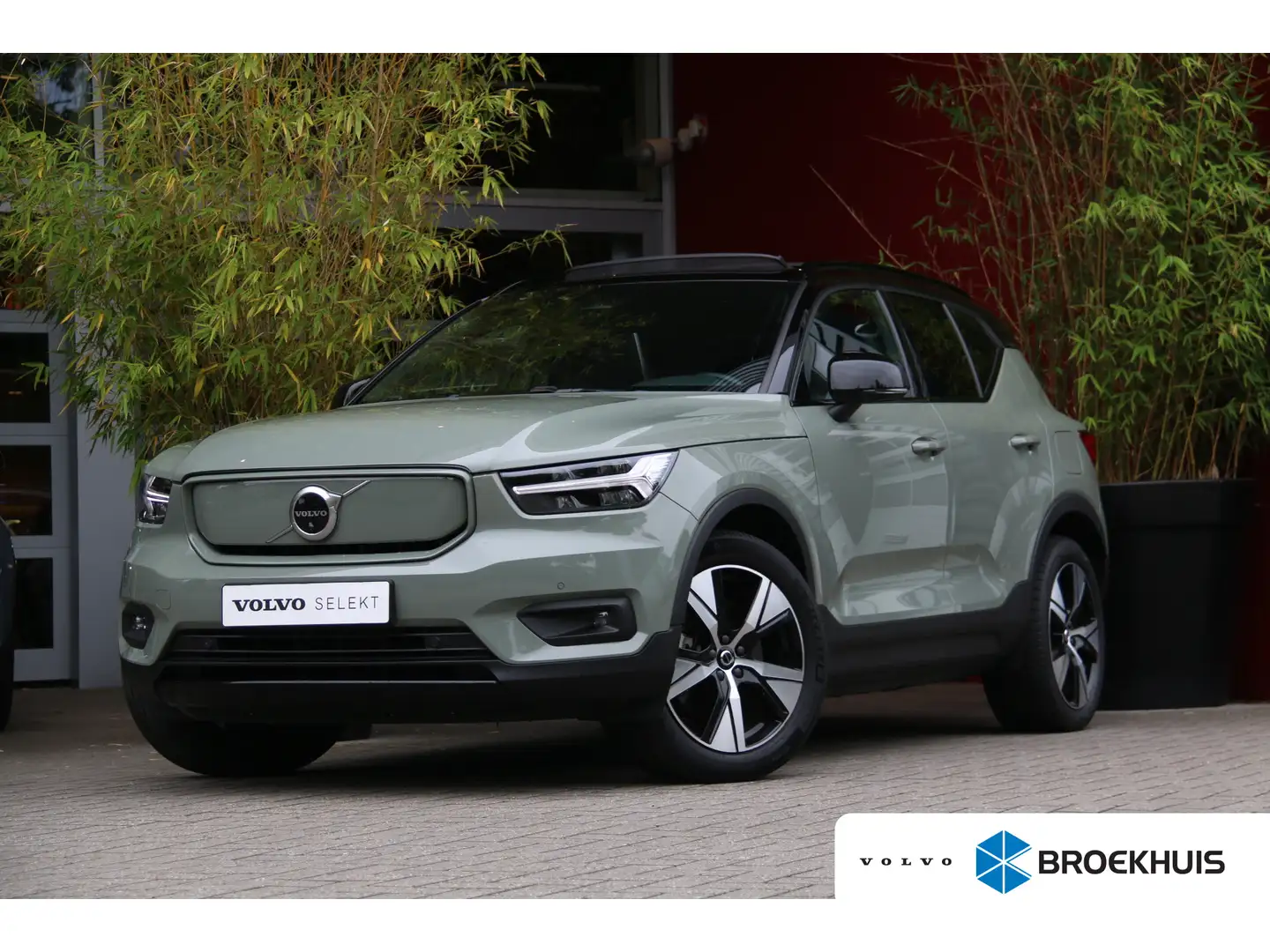 Volvo XC40 Recharge P8 AWD R-Design | Panoramadak | Harman/Ka Groen - 1