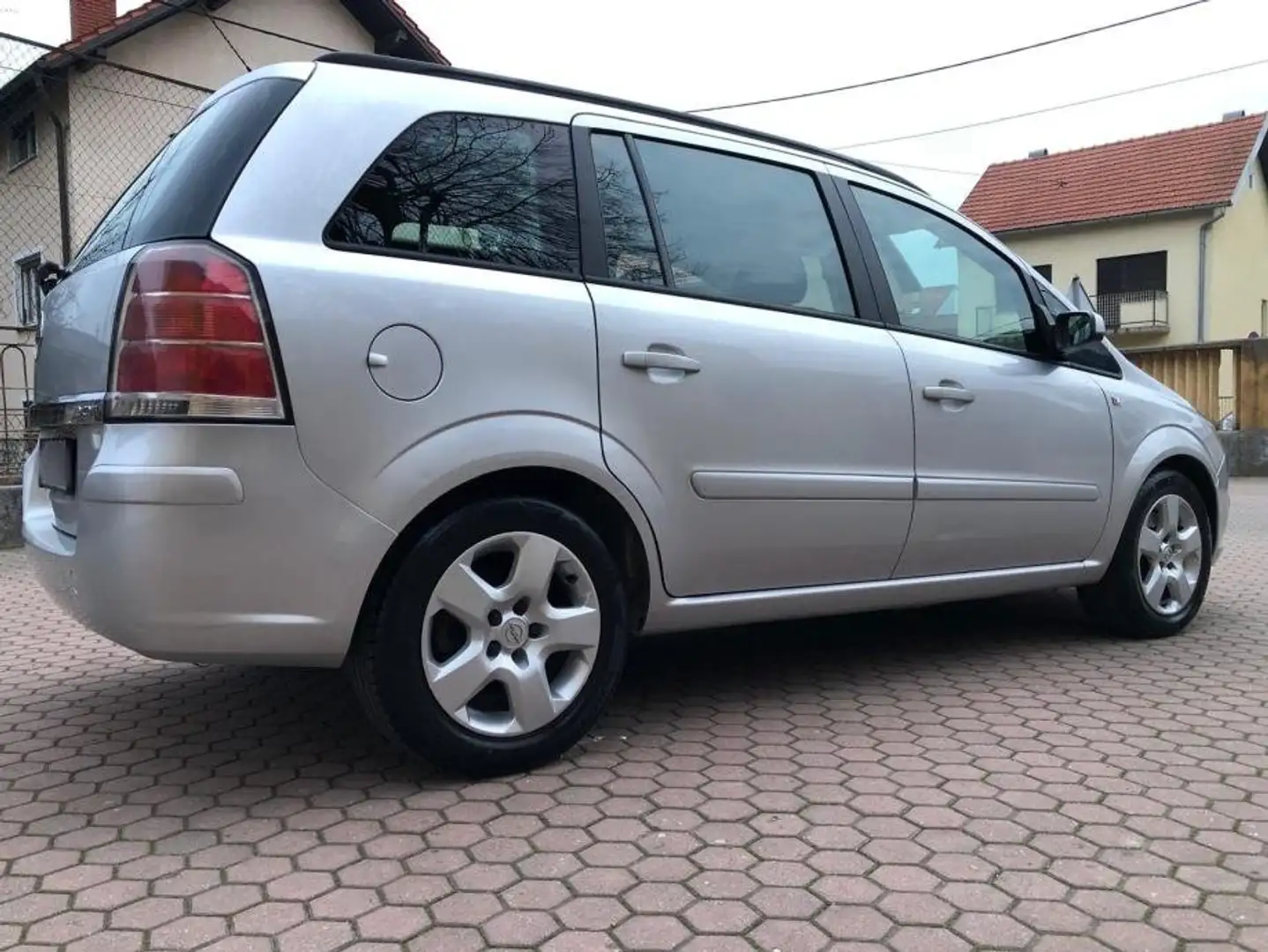 Opel Meriva Meriva 1.6i SE Edition Kim Clijsters Gris - 2