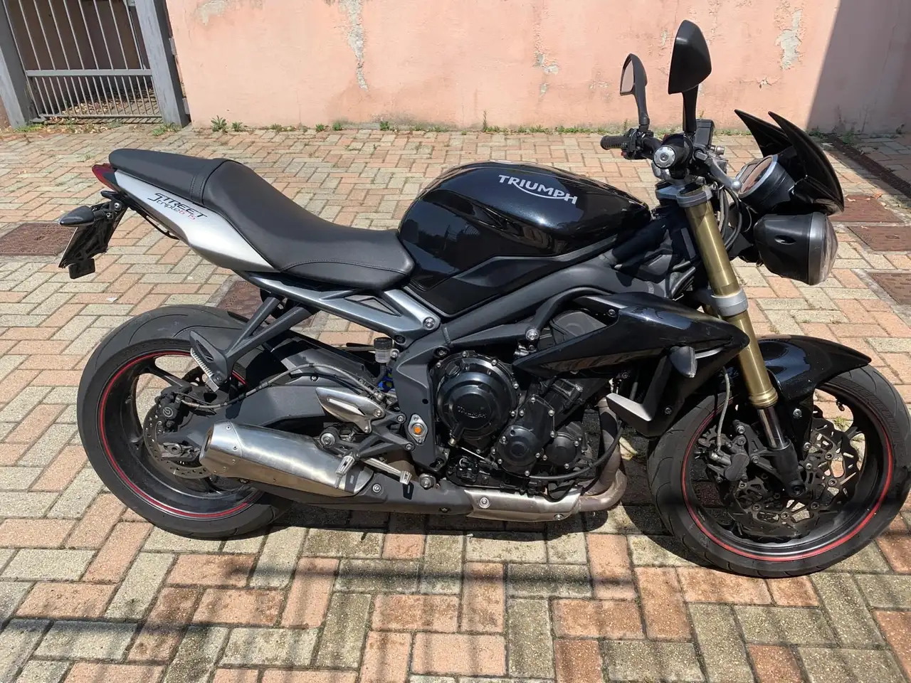 Triumph Street Triple 675