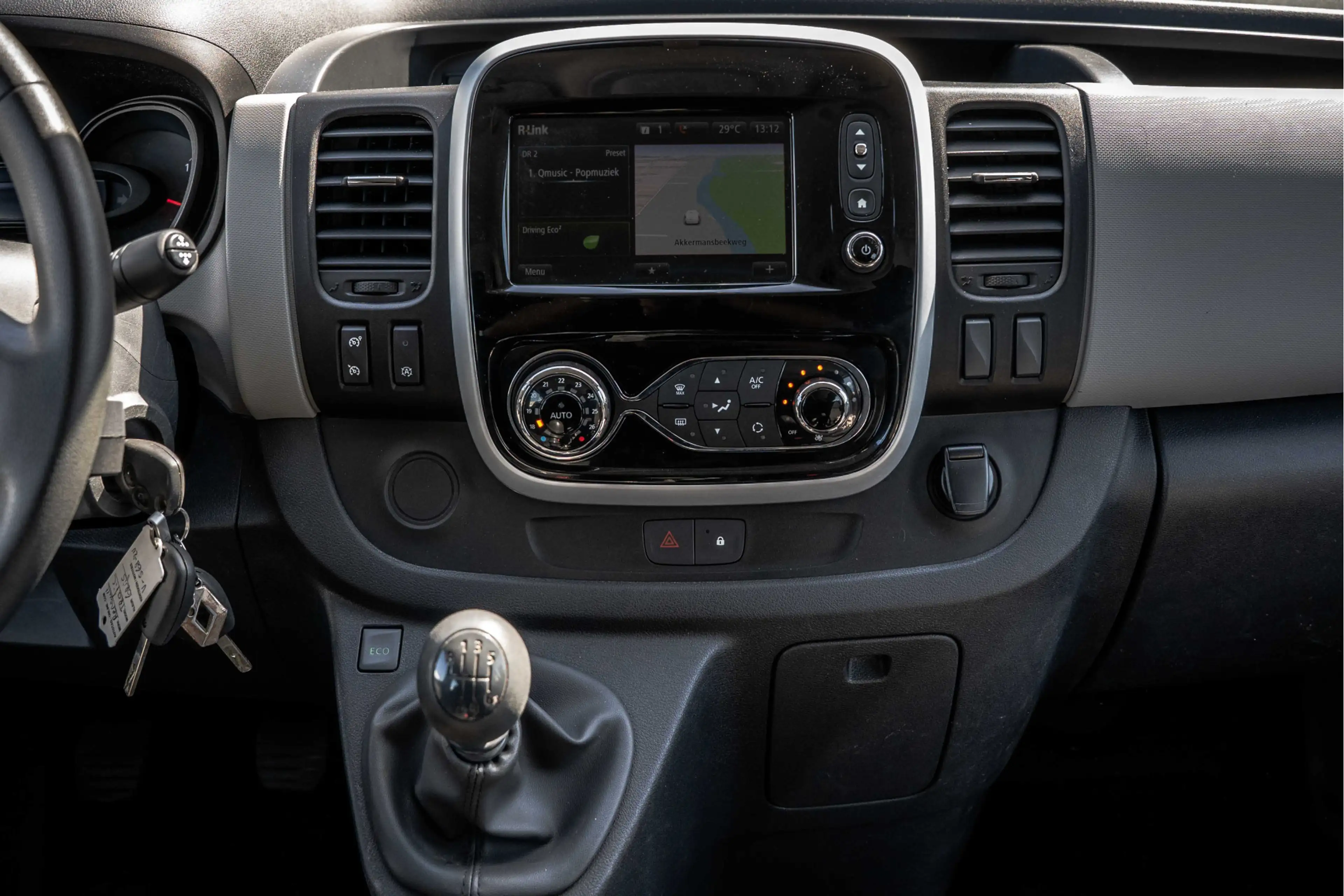 Renault Trafic 1.6 dCi 125PK L2H1 | DC 5-Zits | Camera | Cruise | — photo 21