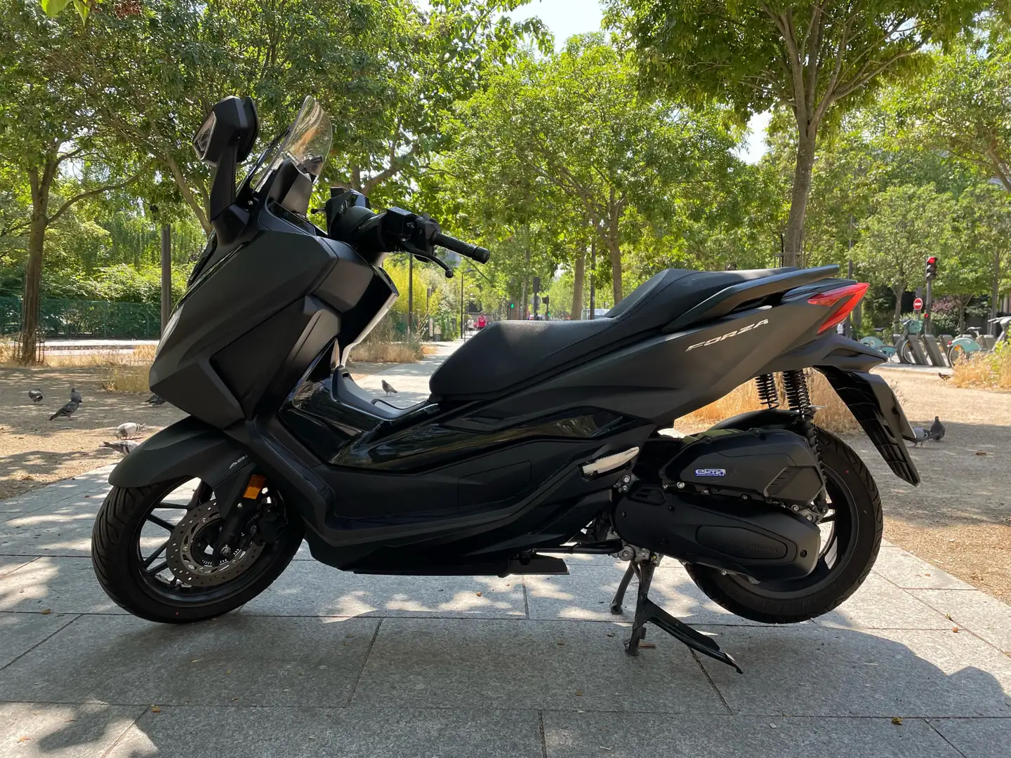 Honda Forza 125 Gri - 2
