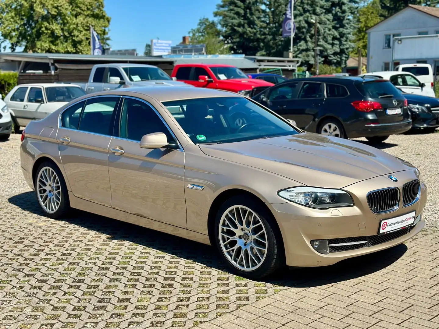 BMW 530 i Limo. Auto. Leder Navi Bi-Xenon Bej - 2