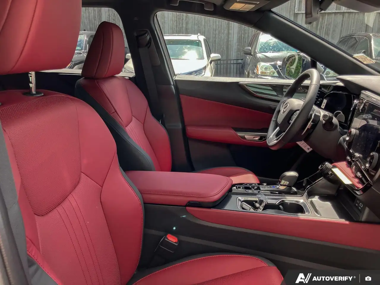Lexus NX fotografie Lexus NX