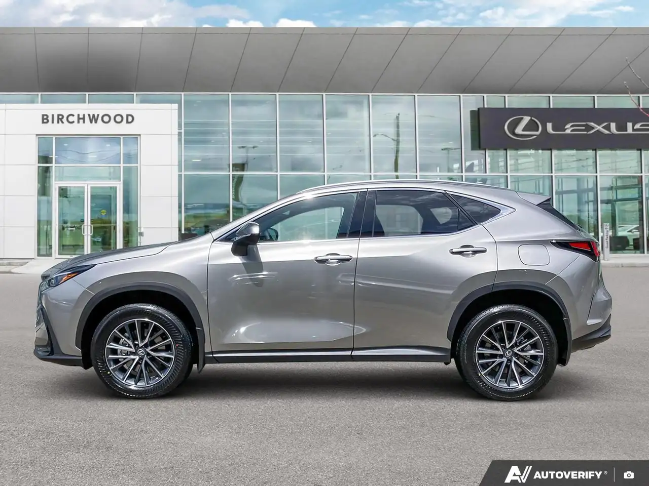 Lexus NX fotografie Lexus NX