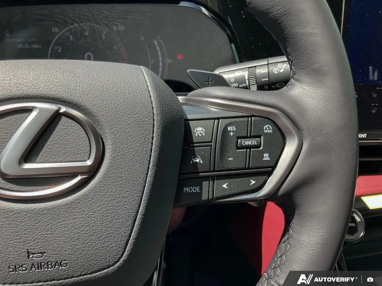 Lexus NX fotografie Lexus NX