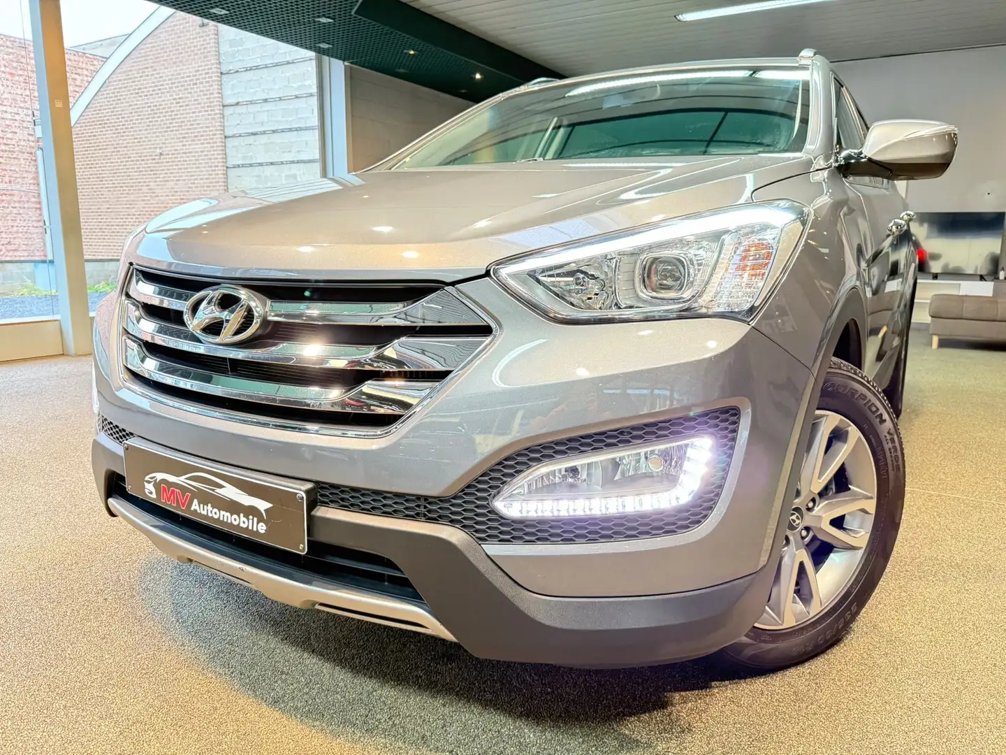 Hyundai SANTA FE 2.0 CRDi * Euro6 * Navi * Cuir * Caméra * Clim Gris - 1